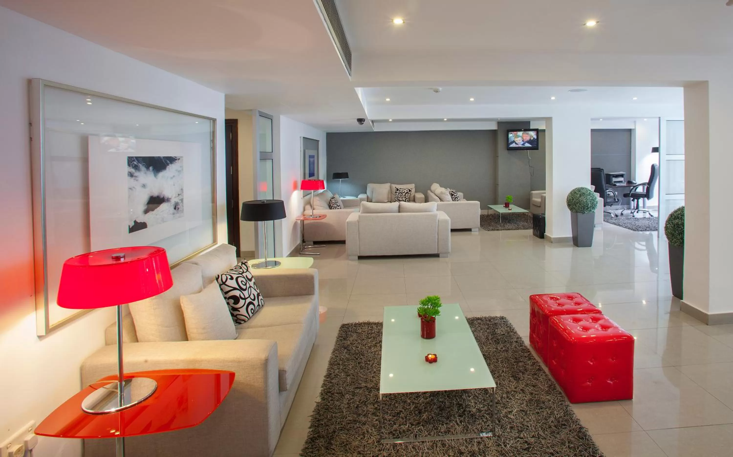 Communal lounge/ TV room in Amorgos Boutique Hotel