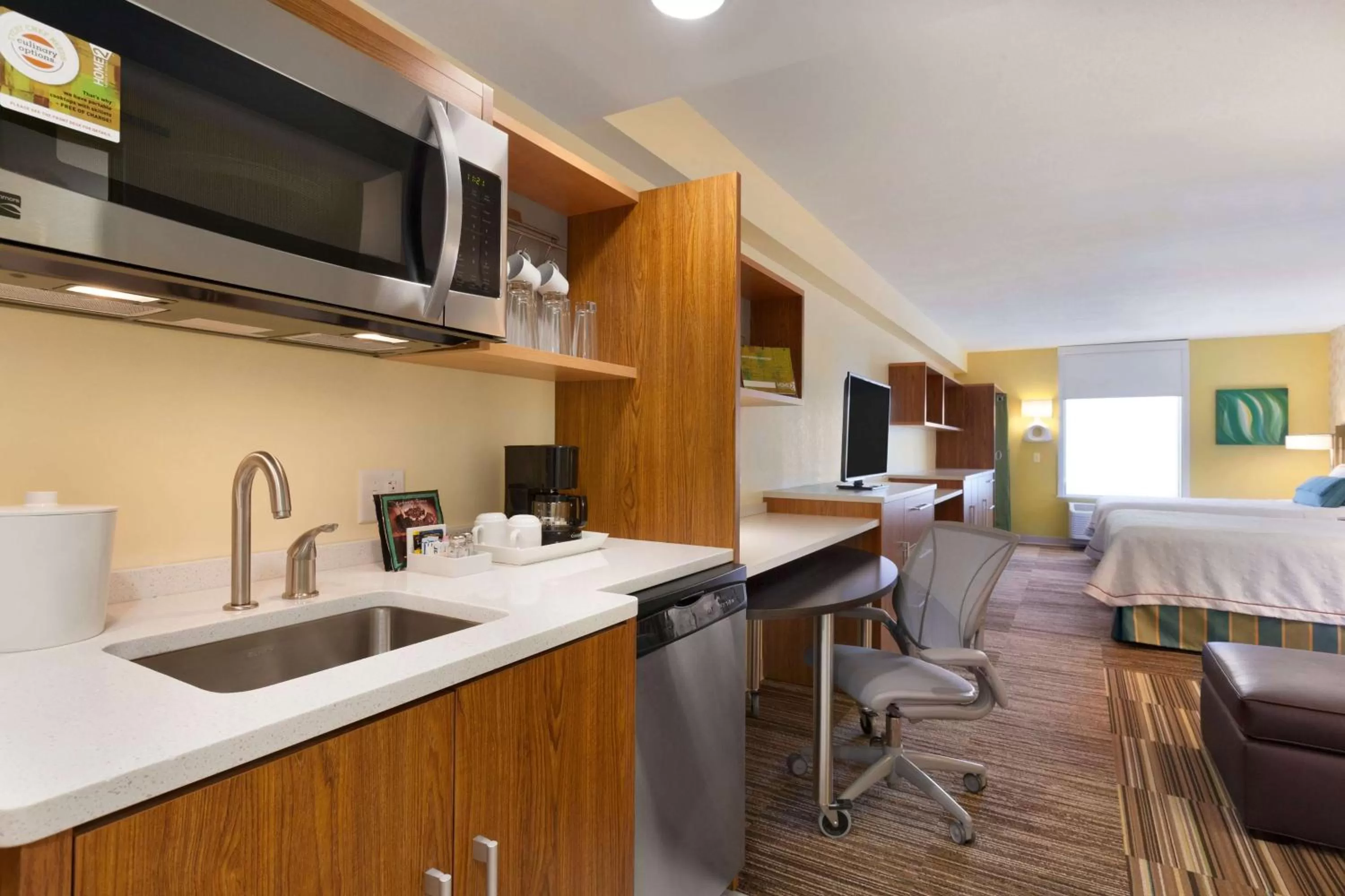 Kitchen or kitchenette, Bed in Home2 Suites by Hilton Champaign/Urbana