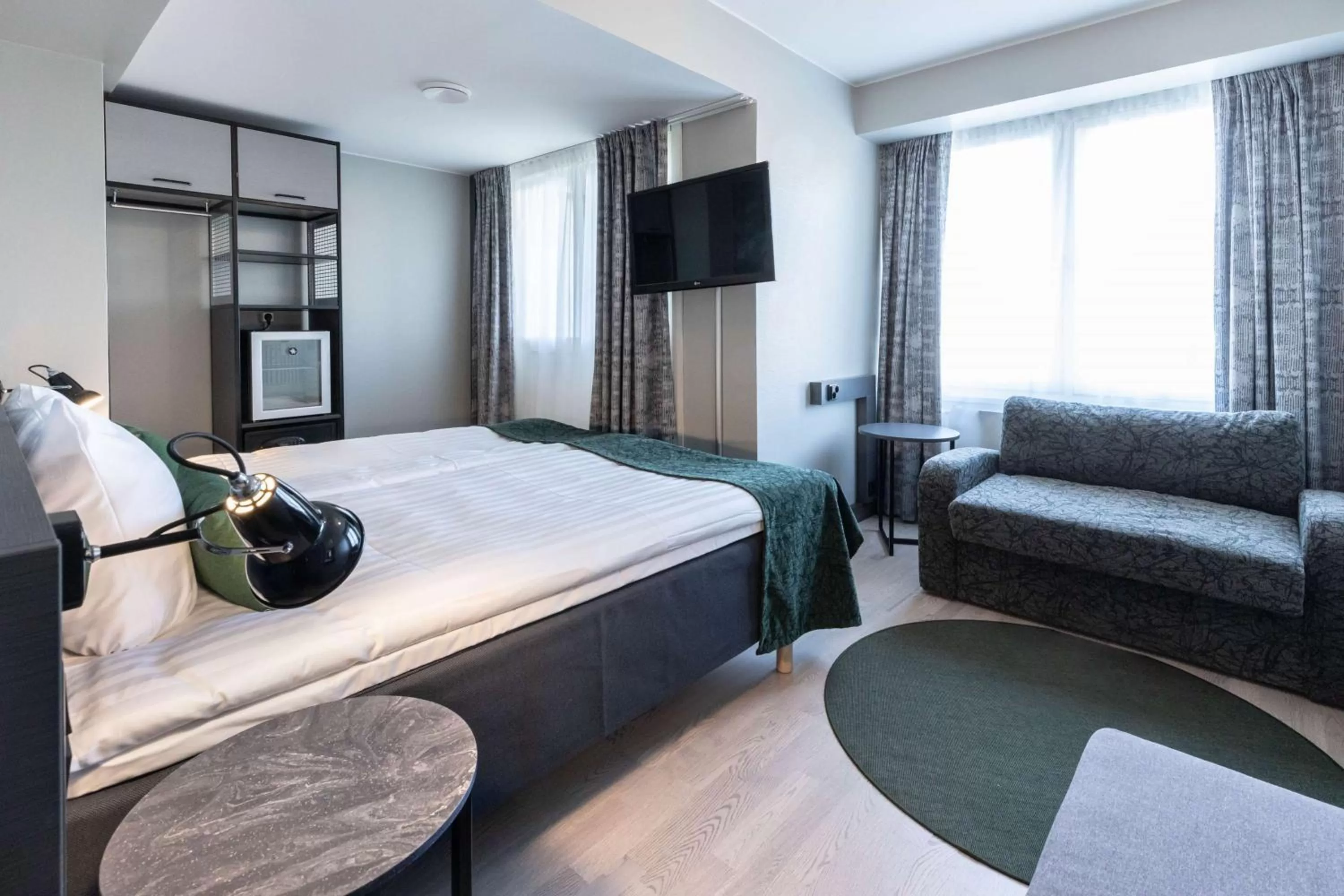 Photo of the whole room, Bed in Scandic Kallio