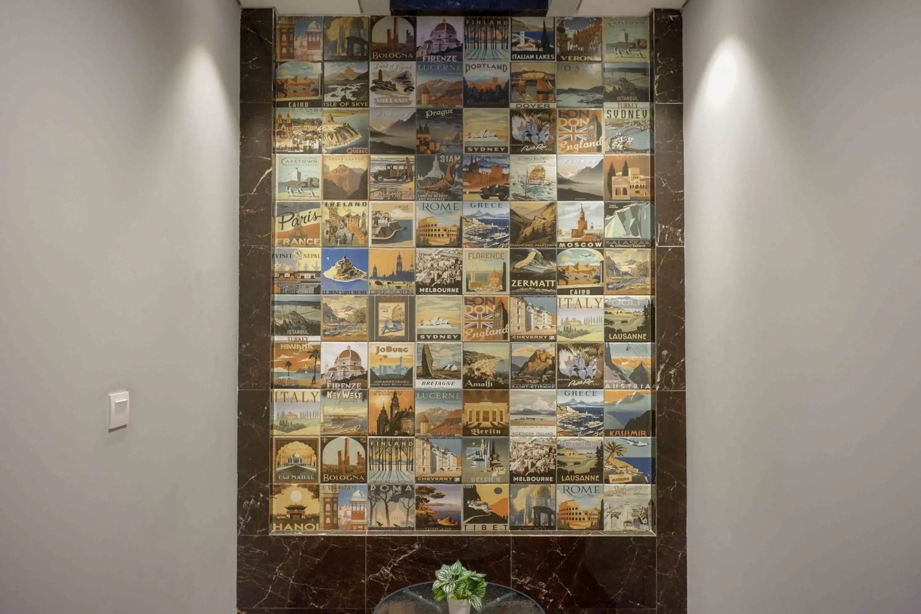 Property building in Sans Hotel Empress Simpang Lima