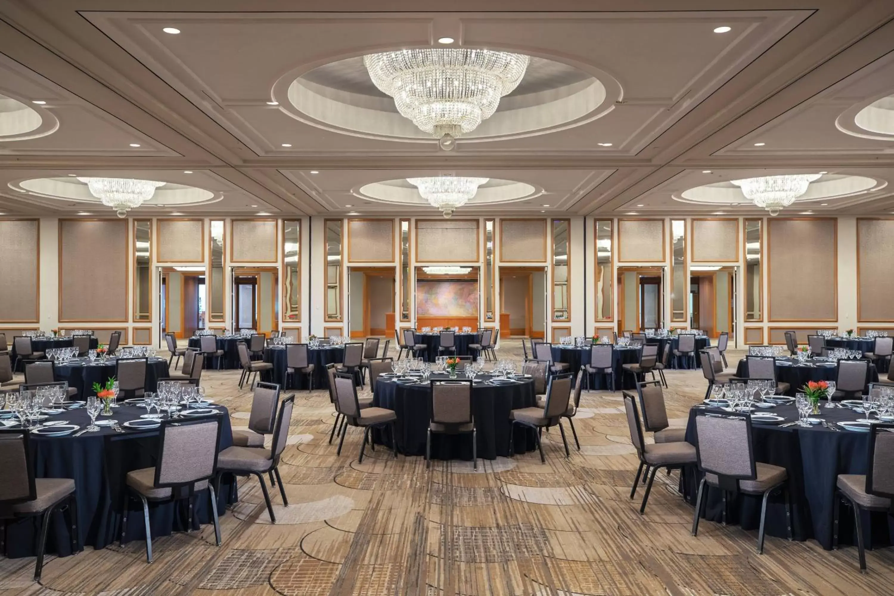 Meeting/conference room, Restaurant/Places to Eat in Renaissance Esmeralda Resort & Spa, Indian Wells