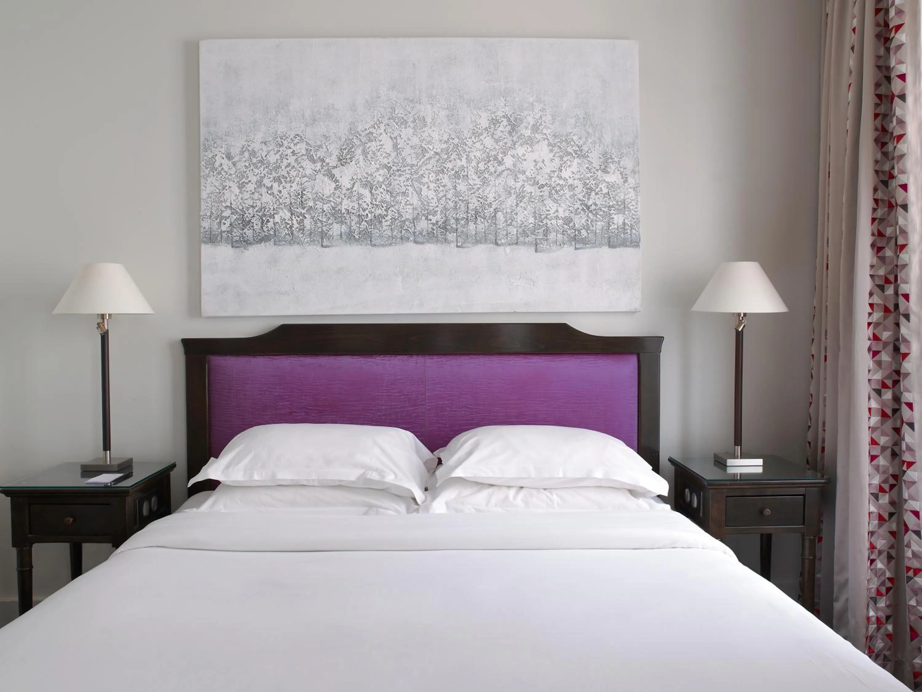 Bedroom in Hotel Royal Saint Honore Paris Louvre