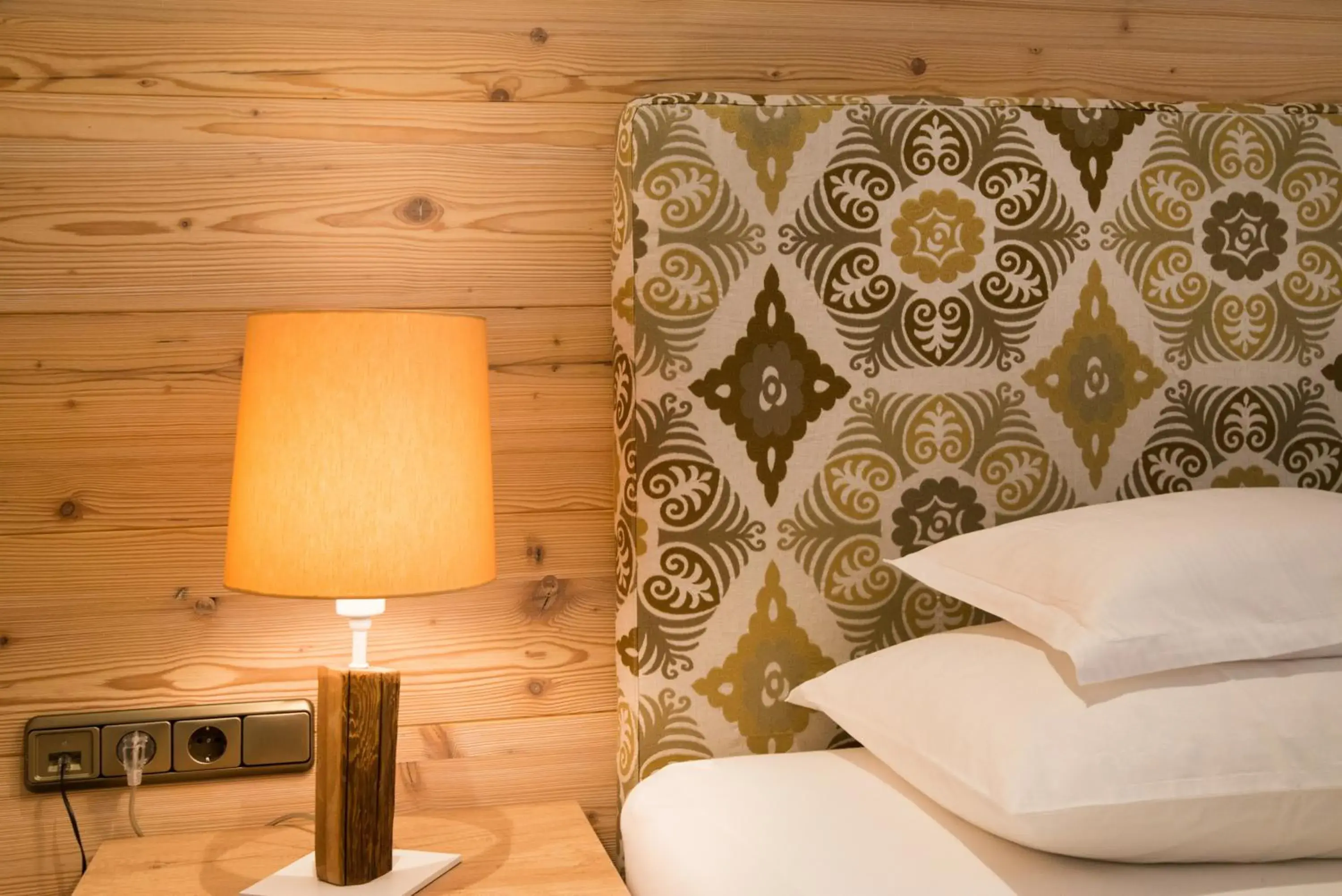 Bed, Seating Area in Hotel Garni Glockenstuhl