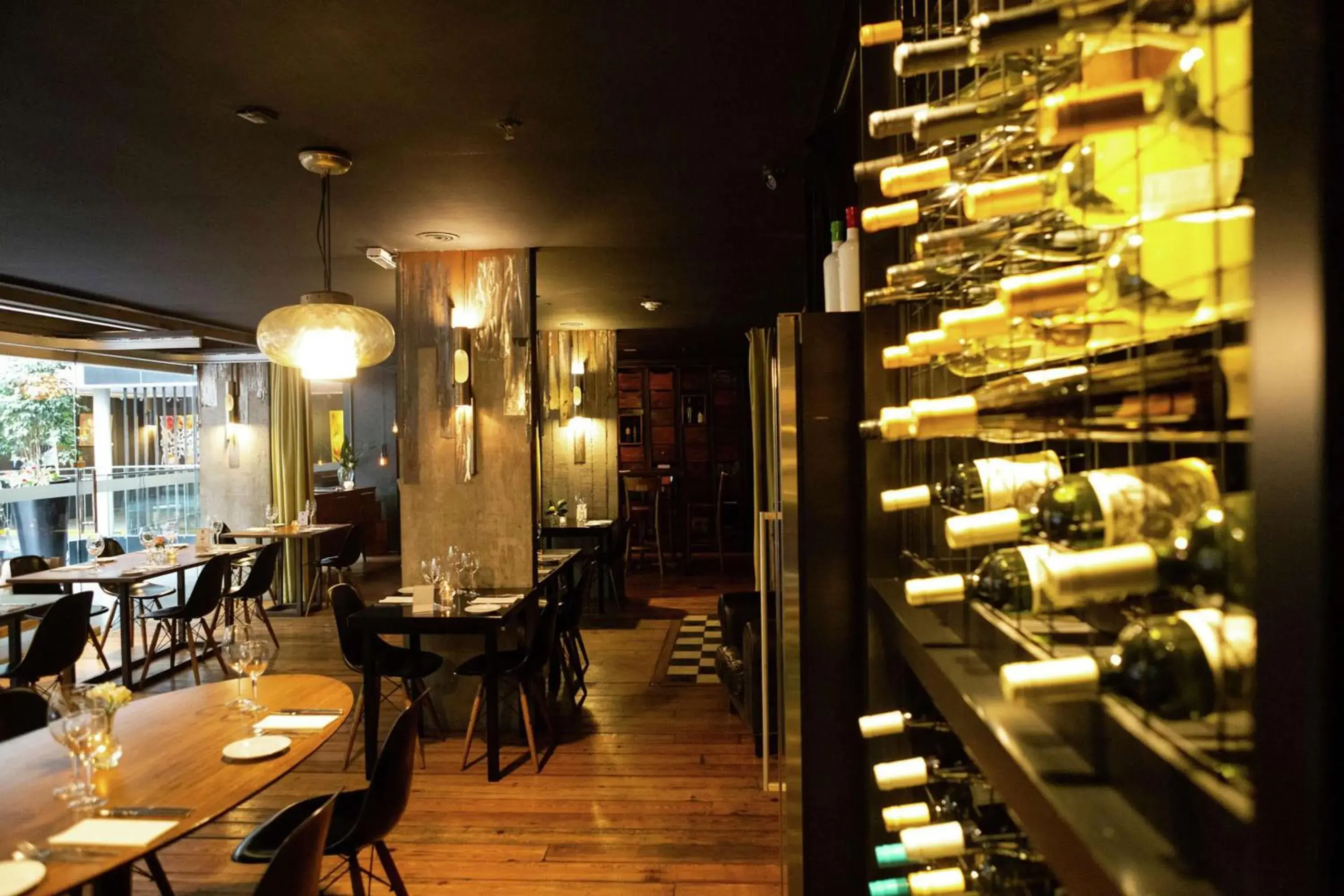 Lounge or bar, Restaurant/Places to Eat in Anselmo Buenos Aires, Curio Collection By Hilton