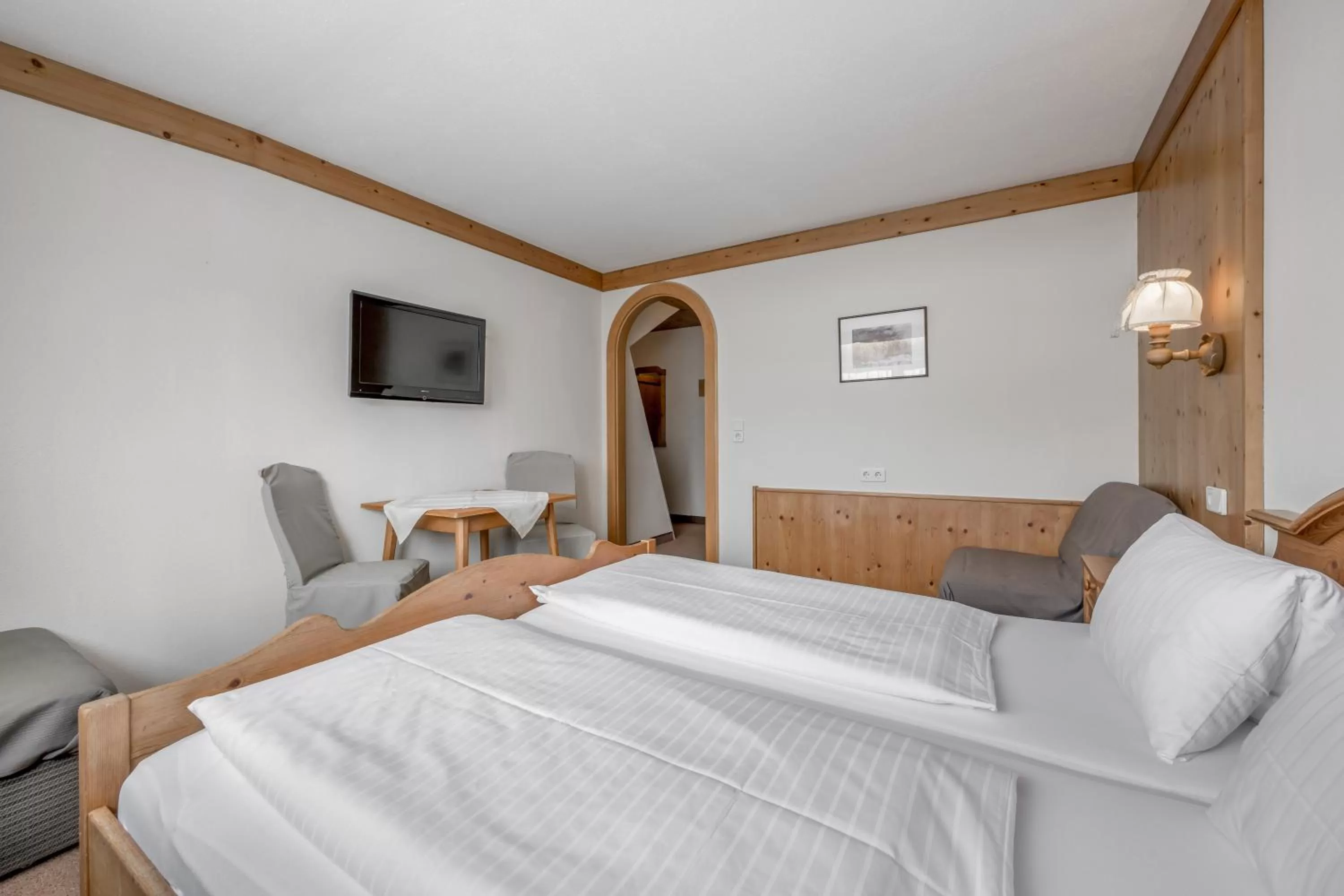 Photo of the whole room, Bed in Gasthof Schroll