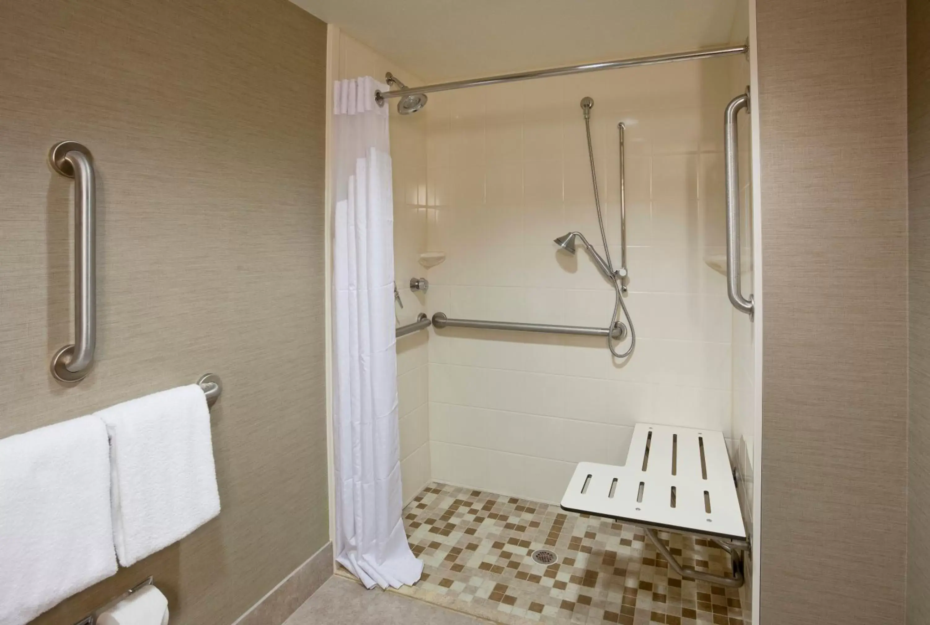 Photo of the whole room, Bathroom in Holiday Inn Express & Suites Bloomington West, an IHG Hotel