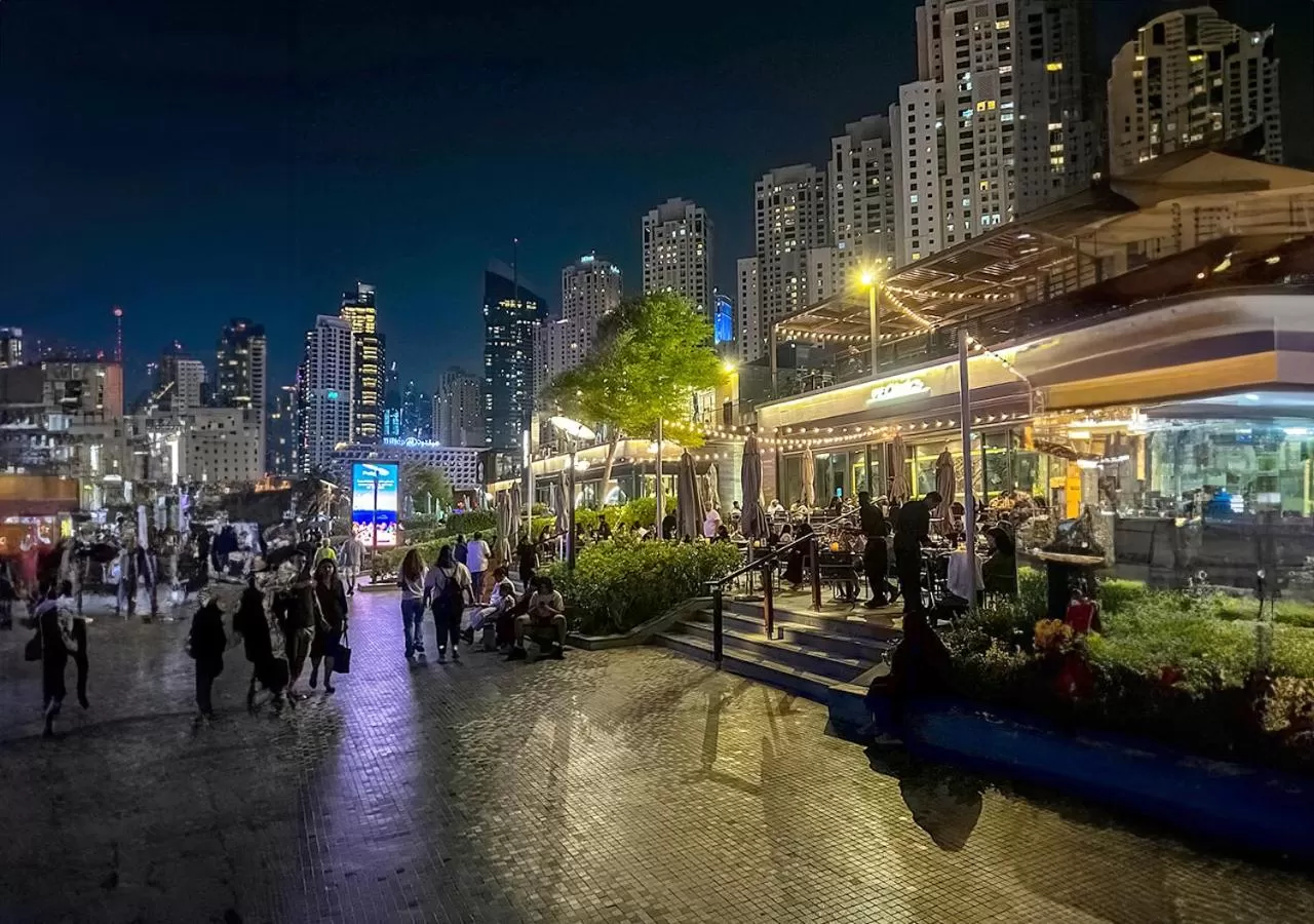 Food and drinks in Ramada Hotel, Suites and Apartments by Wyndham Dubai JBR