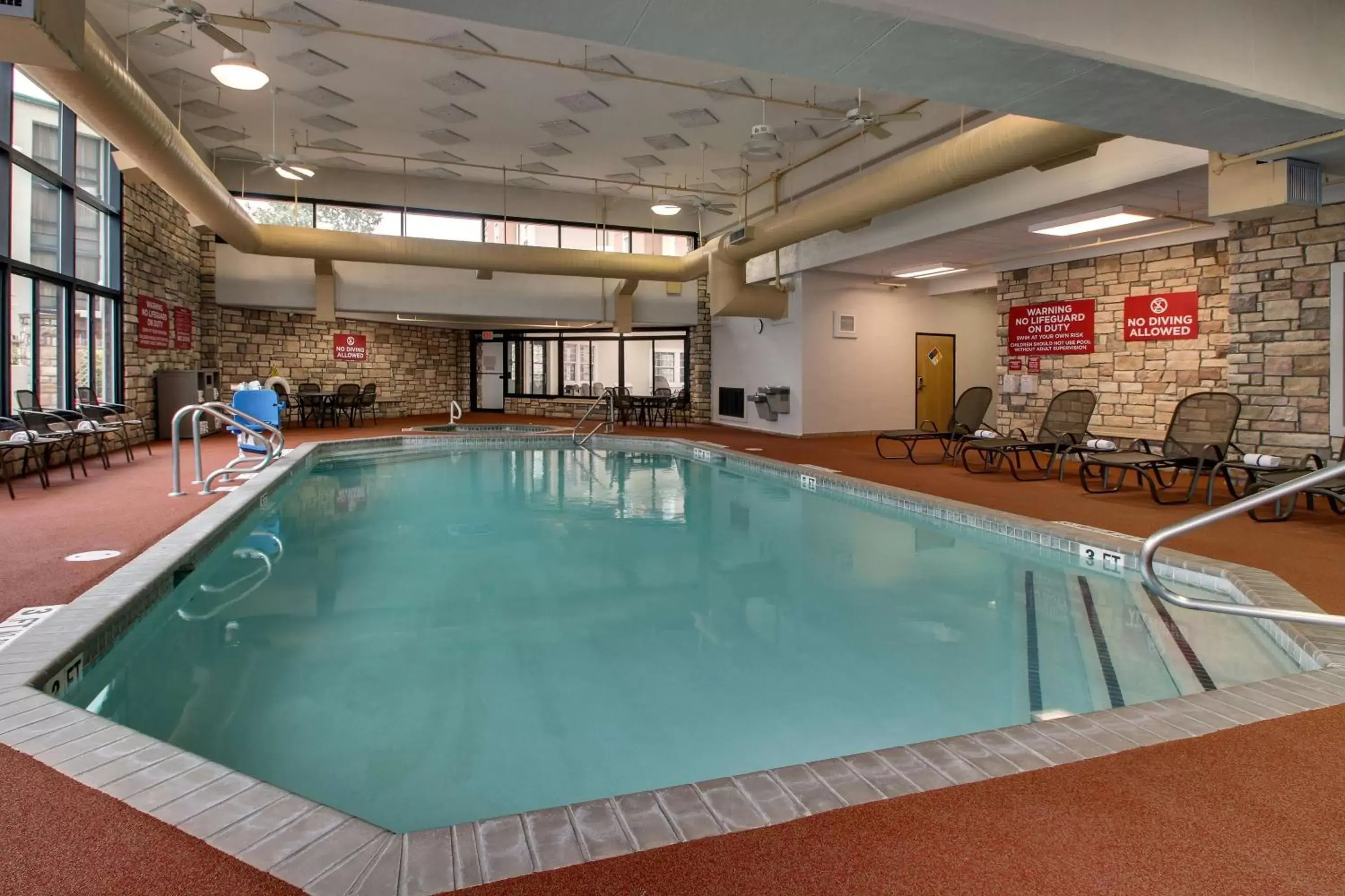 Activities, Swimming Pool in Drury Inn & Suites San Antonio Northwest Medical Center