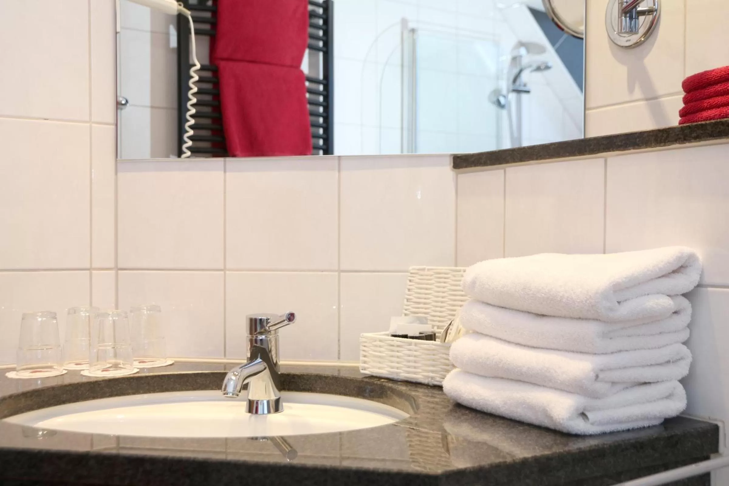 Bathroom in Hotel Garni Dorfkammer