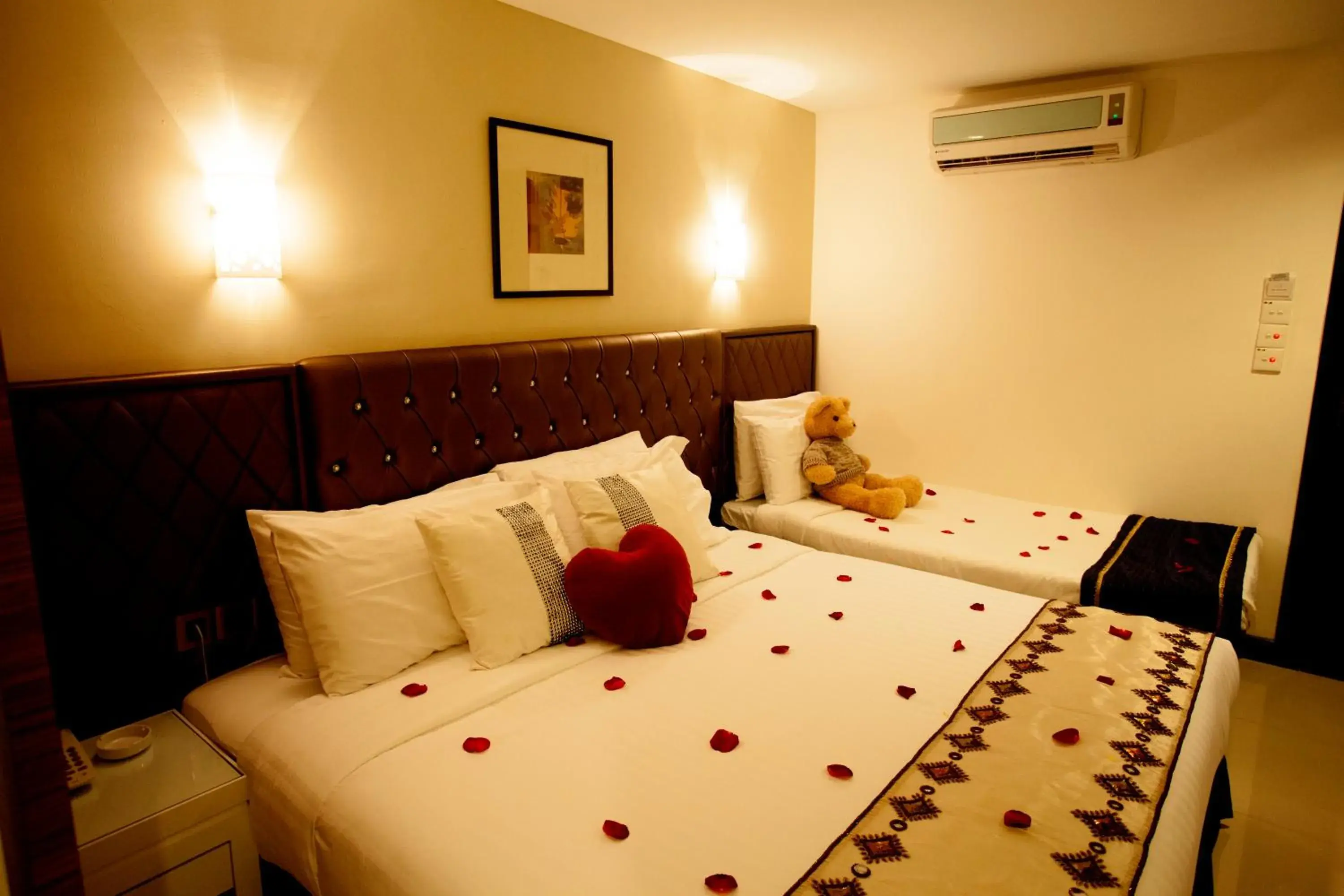 Photo of the whole room, Bed in Mangga Boutique Hotel