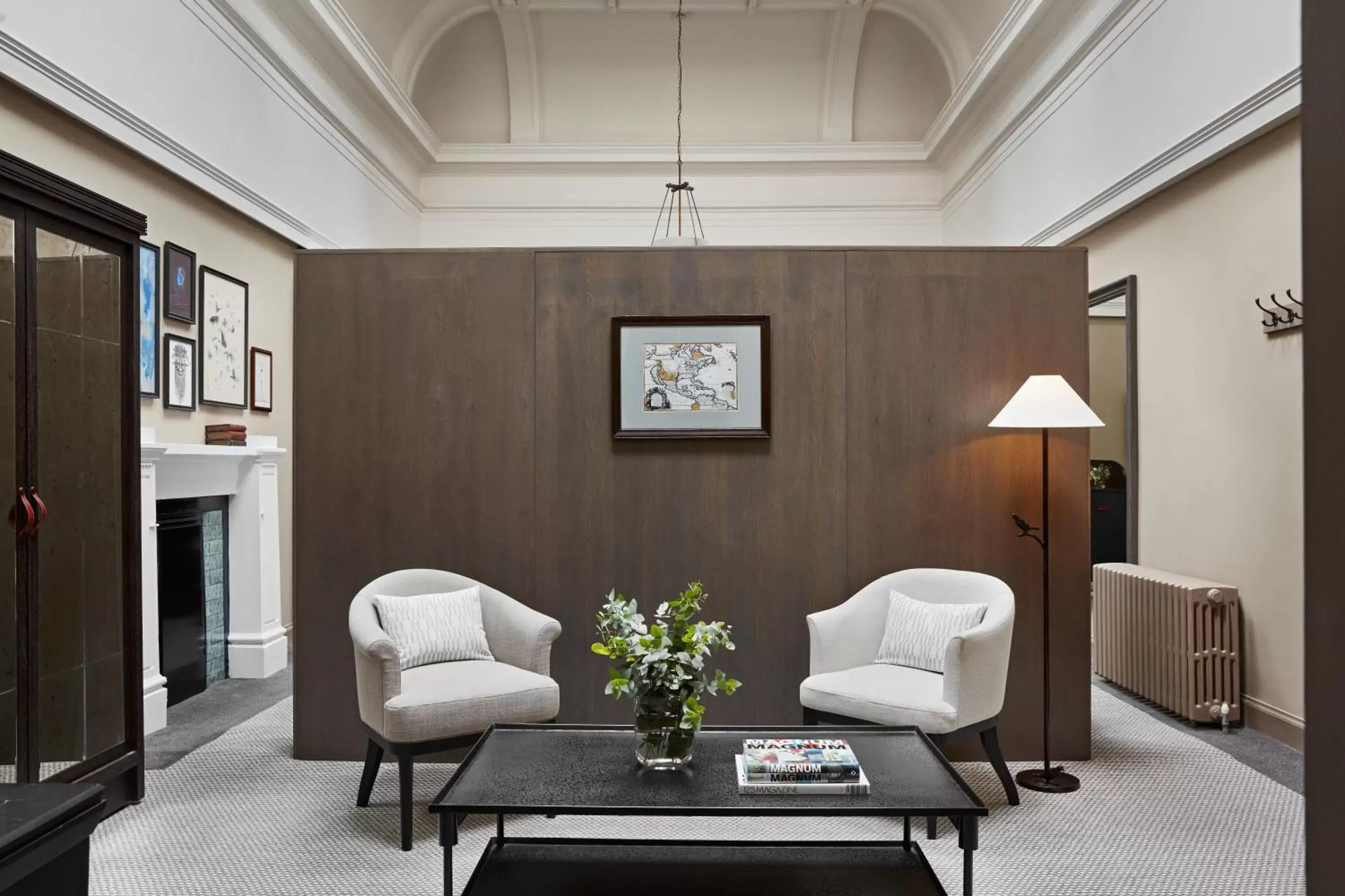 Bedroom, Seating Area in Kimpton - Charlotte Square, an IHG Hotel