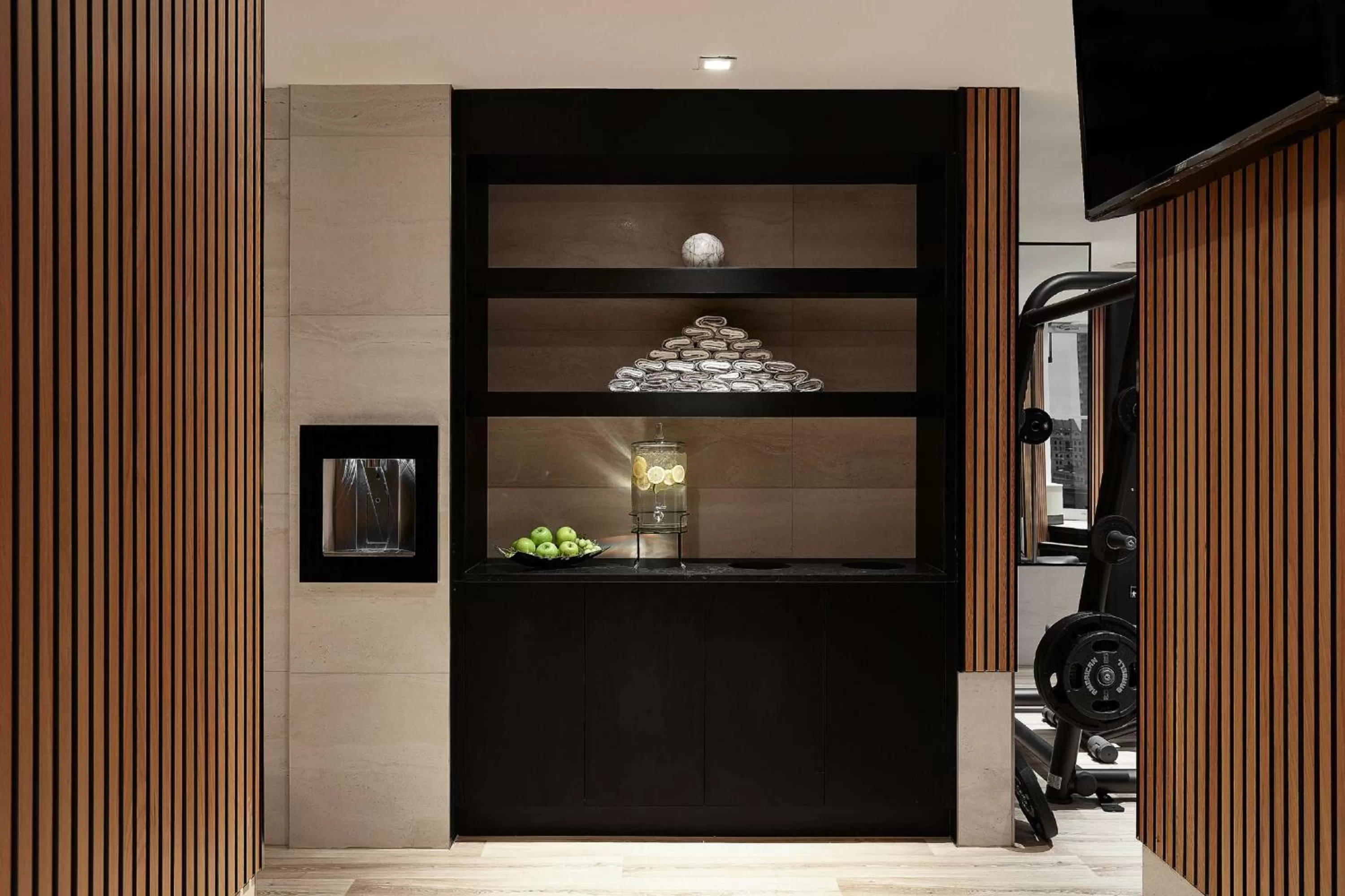 Fitness centre/facilities in Vogue Hotel Montreal Downtown, Curio Collection by Hilton