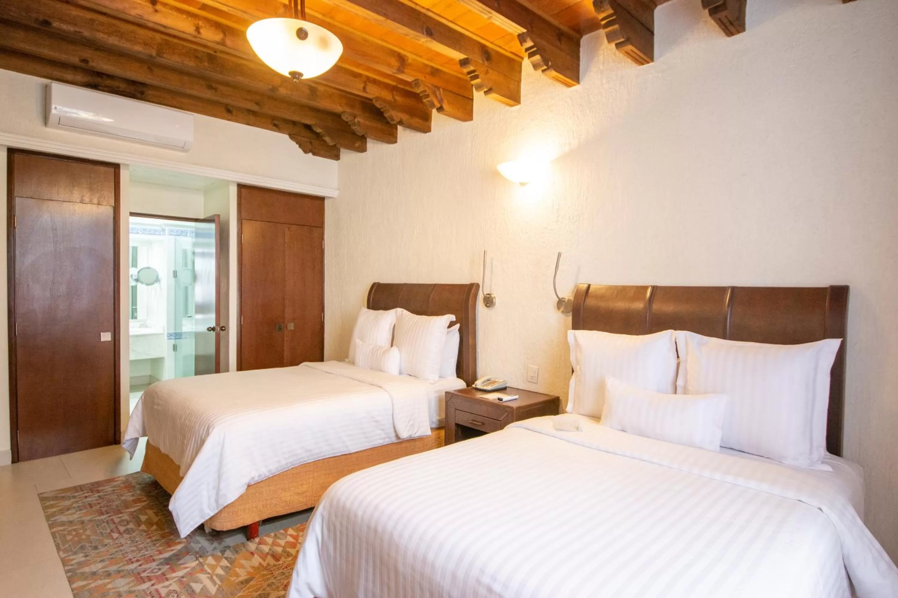 Photo of the whole room, Bed in Hotel Hacienda la Venta