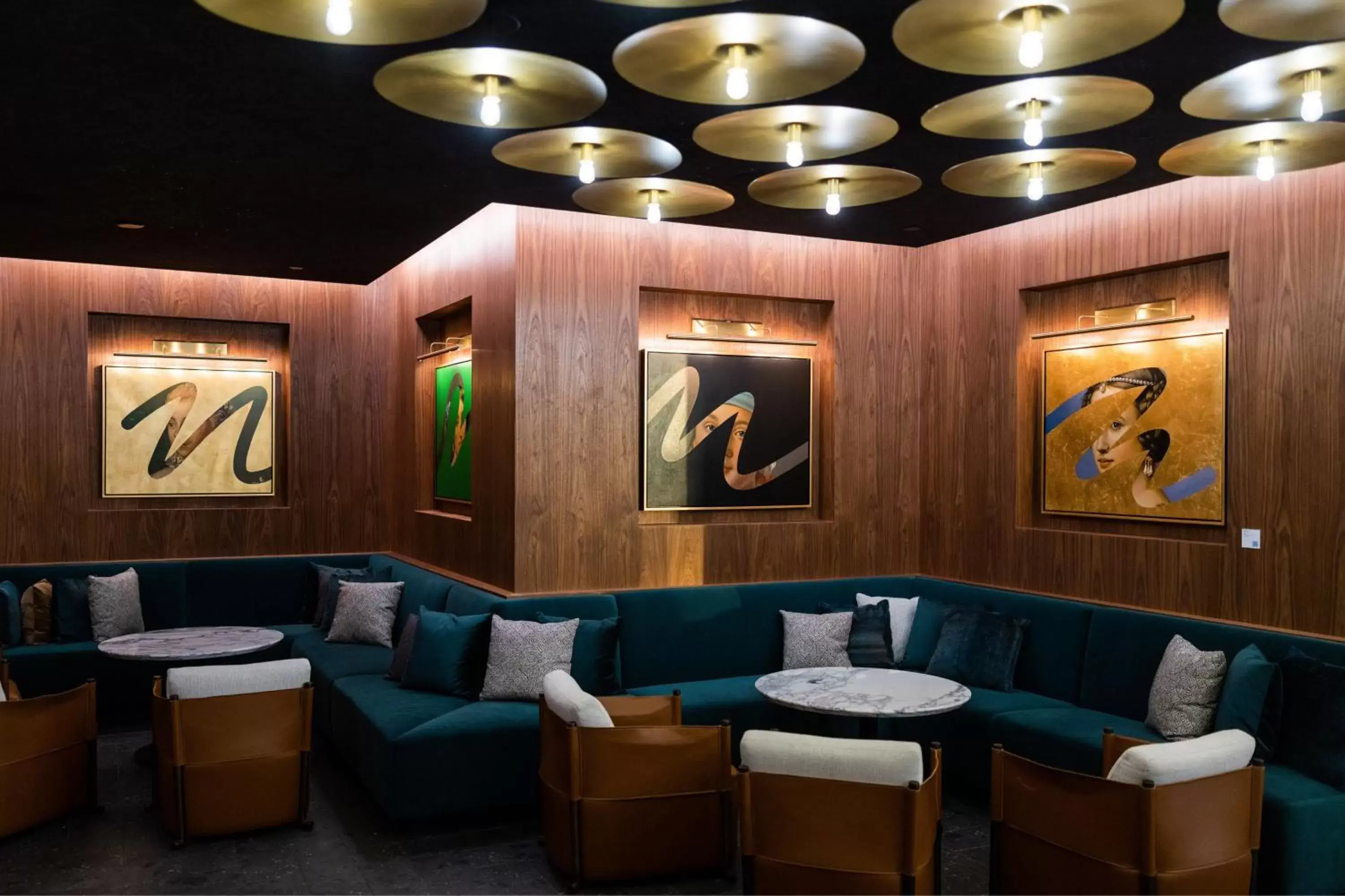 Lounge or bar, Lounge/Bar in VEA Newport Beach, a Marriott Resort & Spa