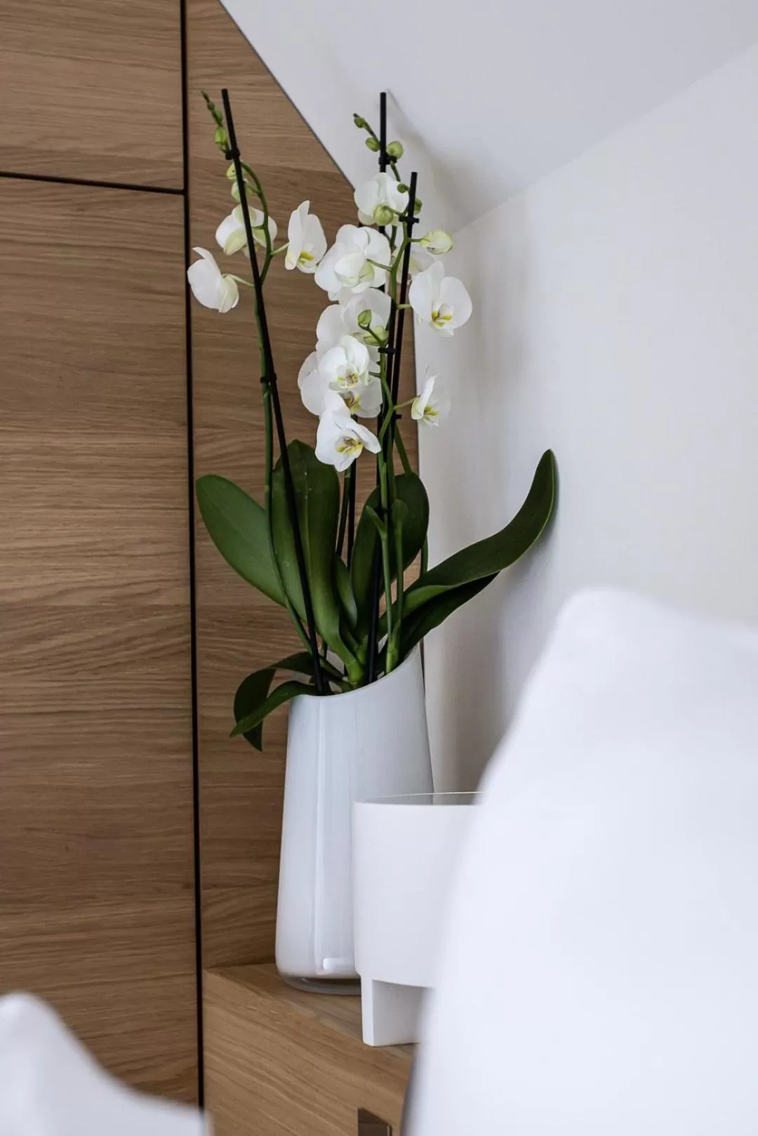 Decorative detail, Bed in Relais et Châteaux Le Chambard