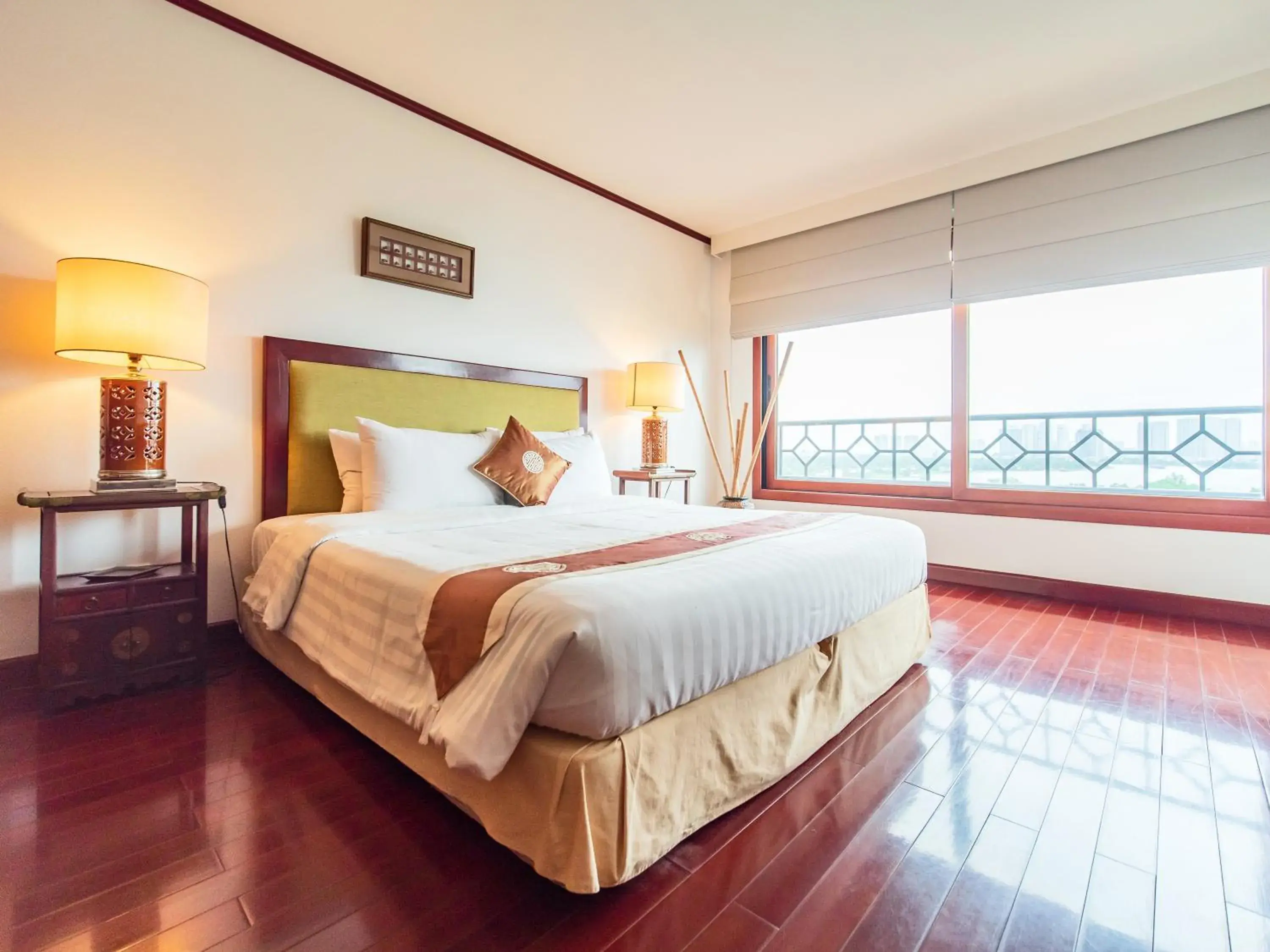 Bed in Saigon Domaine Luxury Residences