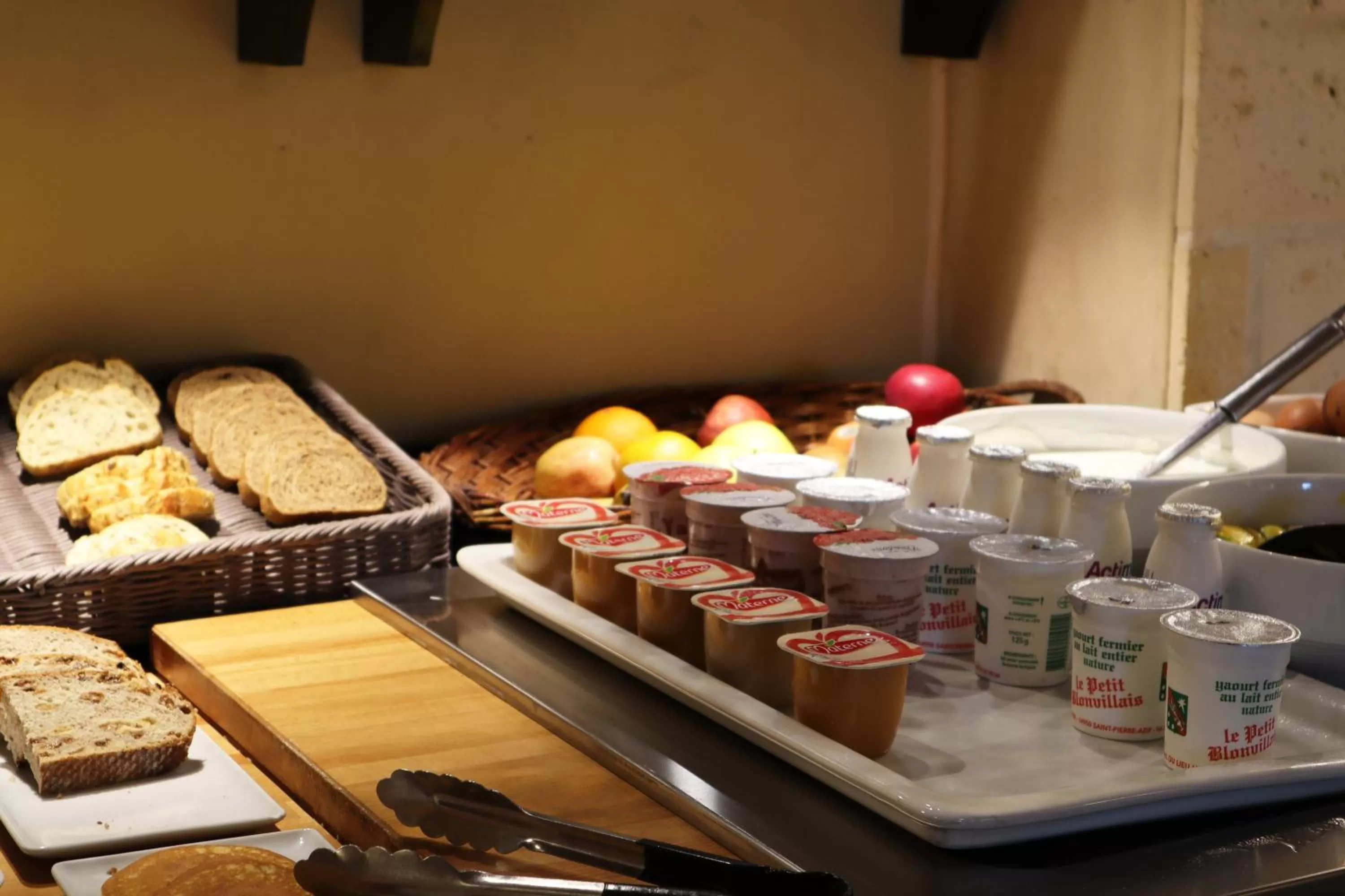 Breakfast in Villa Augeval Hôtel de charme & Spa