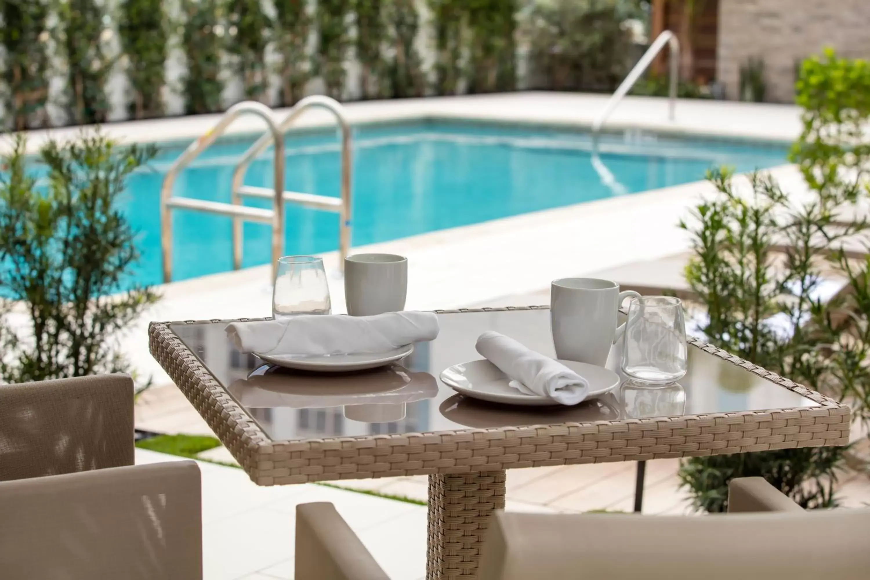 Patio, Swimming Pool in Elita Hotel