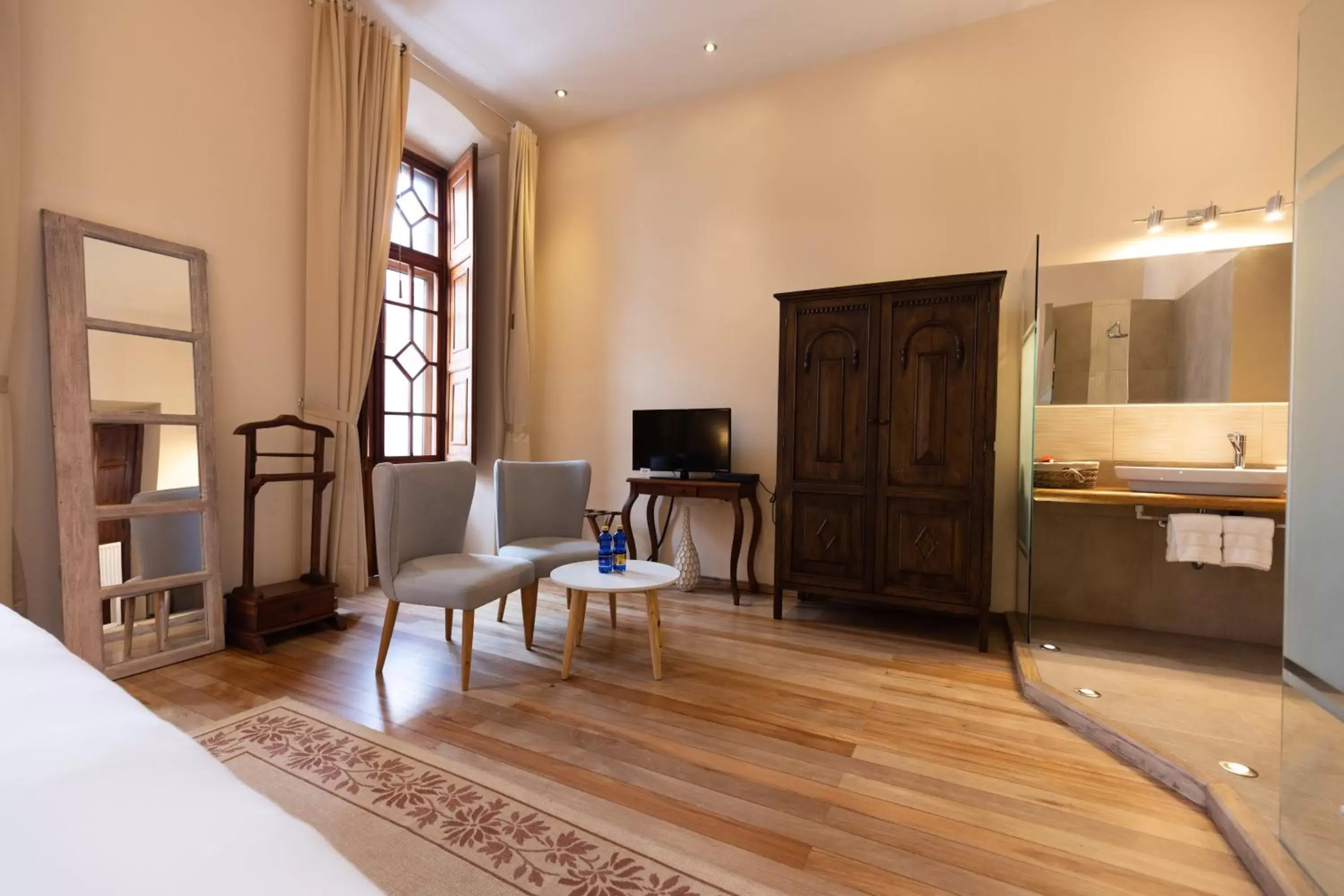 Bathroom, Seating Area in Casa El Edén