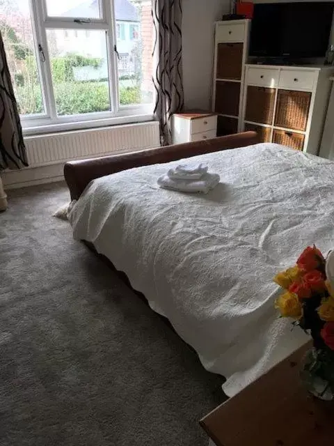 Bed in West End Lodge