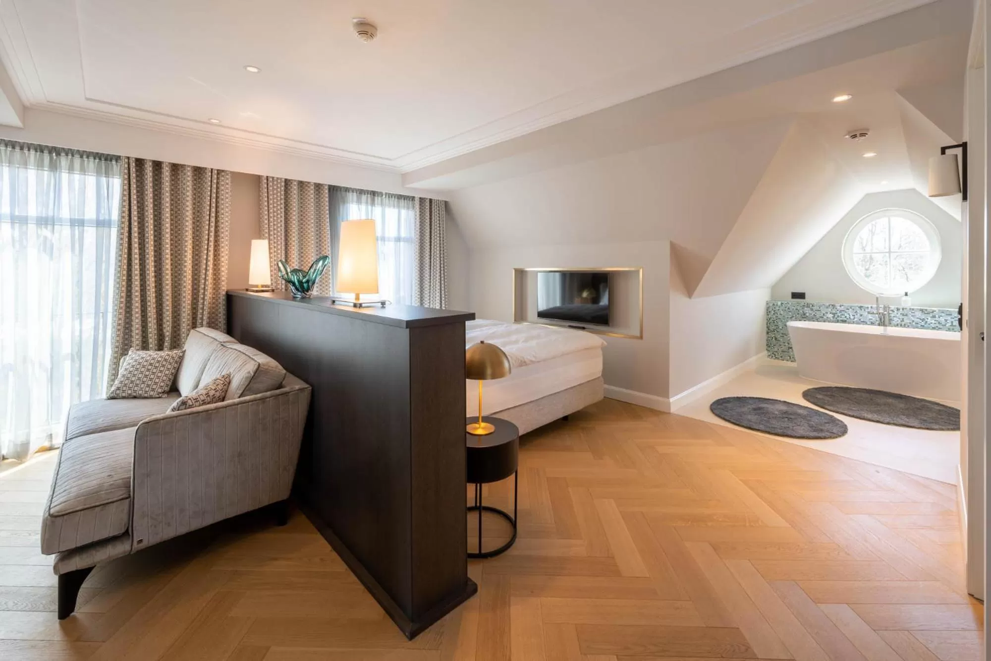 Bed in Clounys Hotel