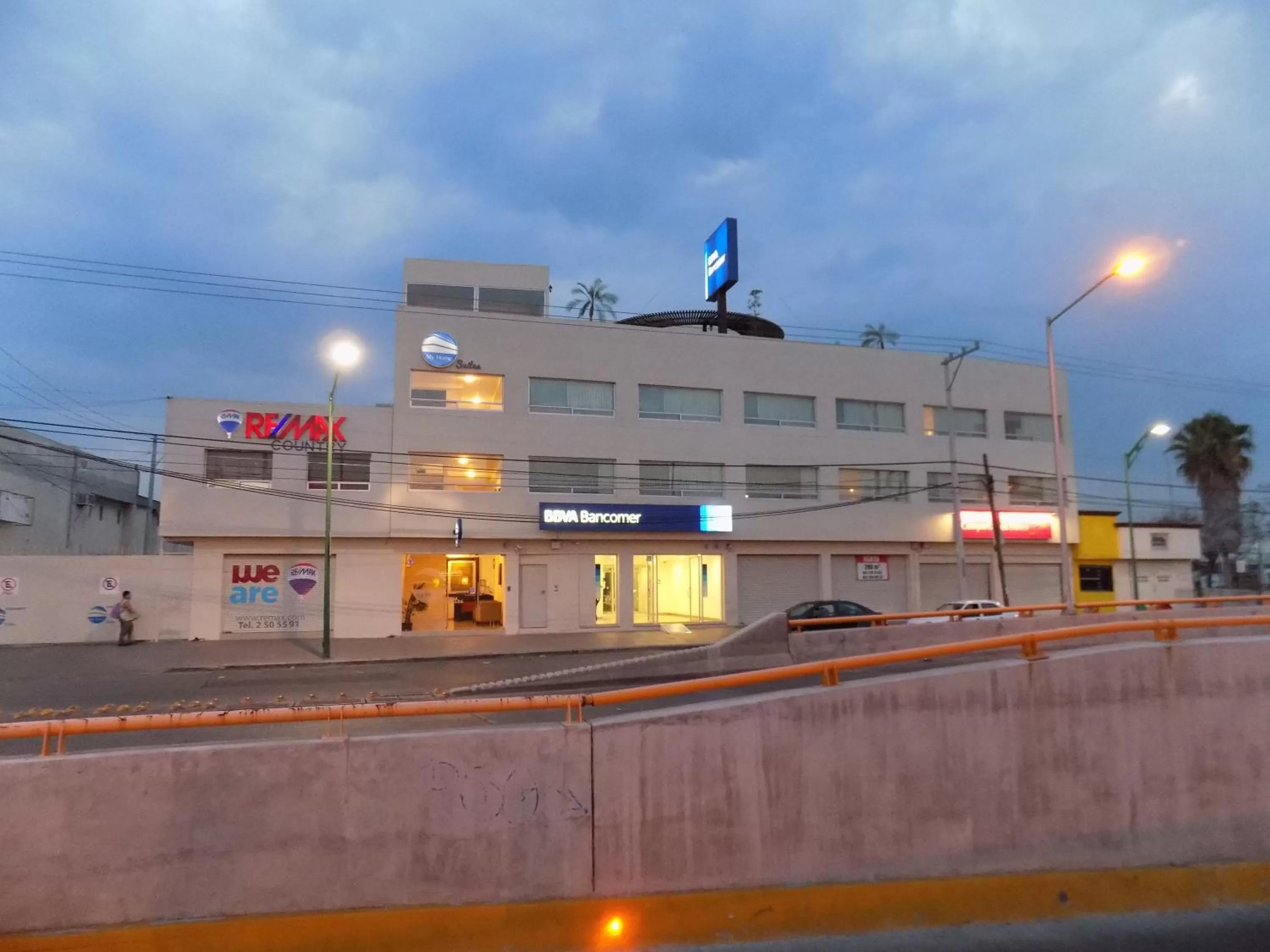 Facade/entrance in My Home Suites