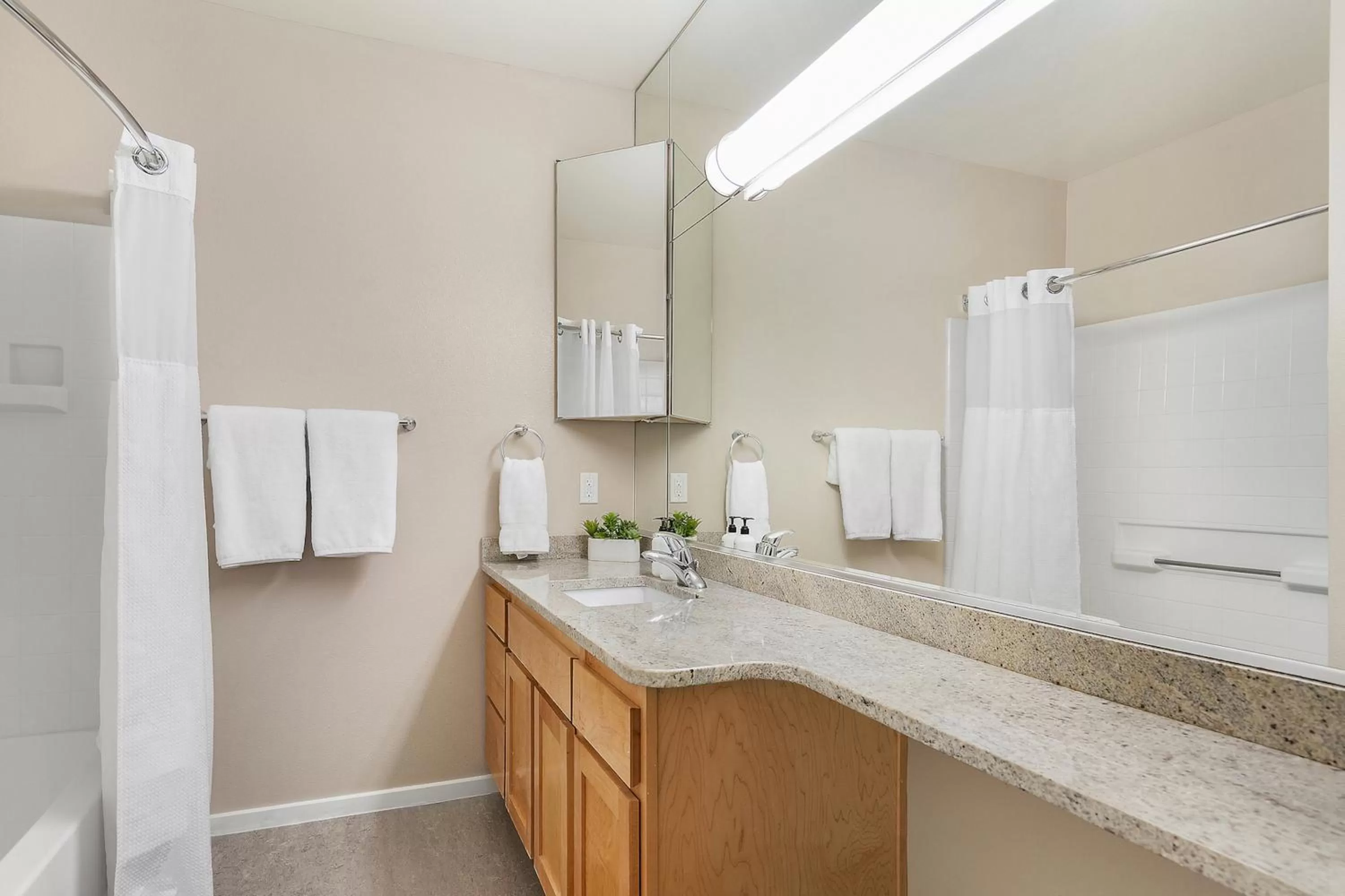 Bathroom in Kasa Bellevue Seattle