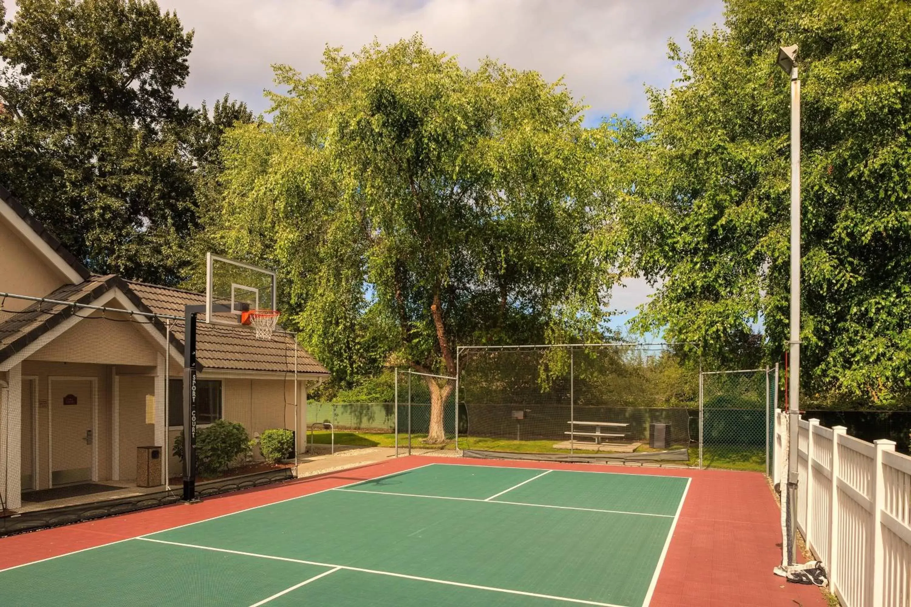 Fitness centre/facilities, Tennis/Squash in Residence Inn Seattle South/Tukwila