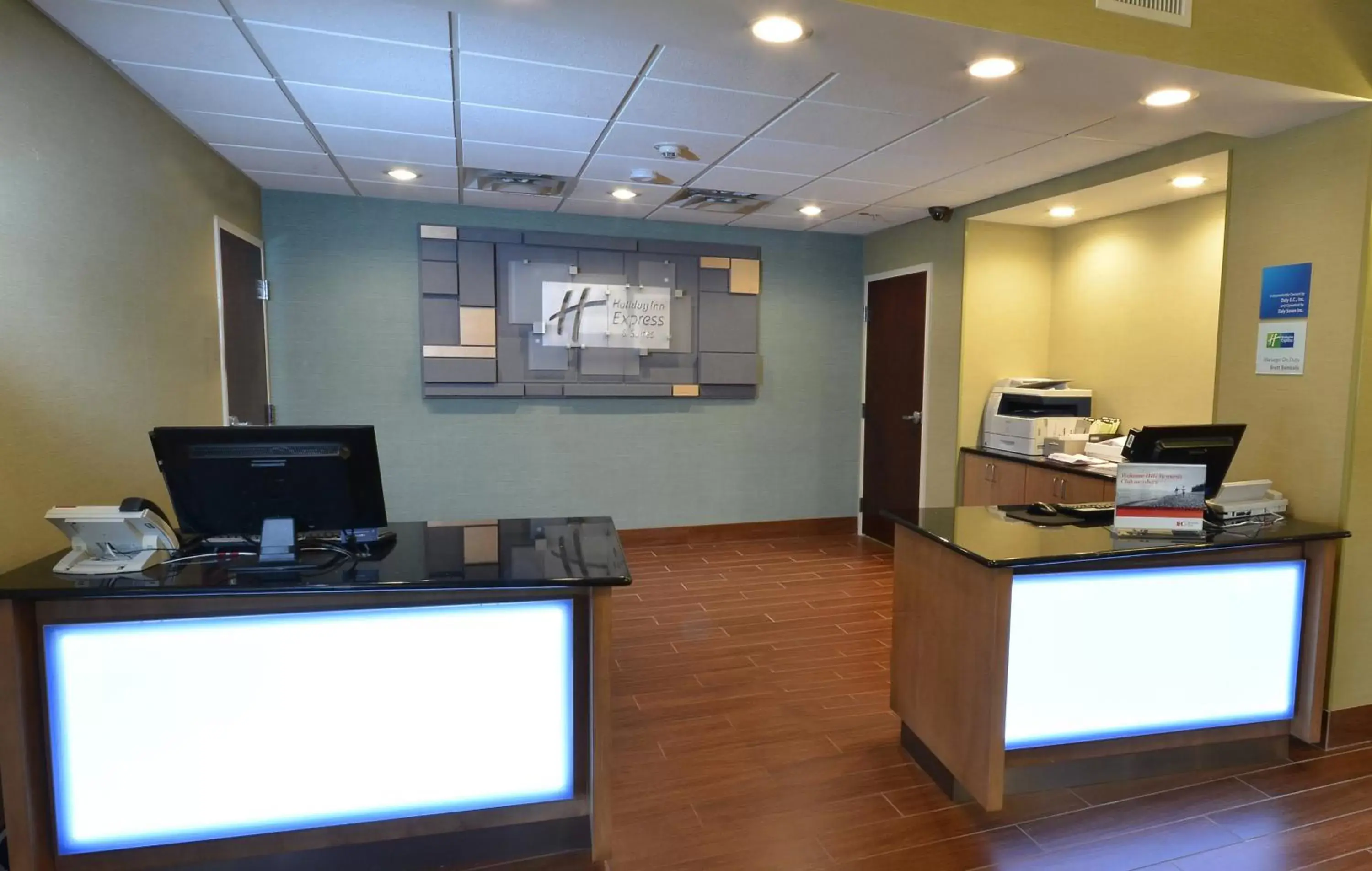 Property building, Lobby/Reception in Holiday Inn Express Hotel & Suites High Point South, an IHG Hotel