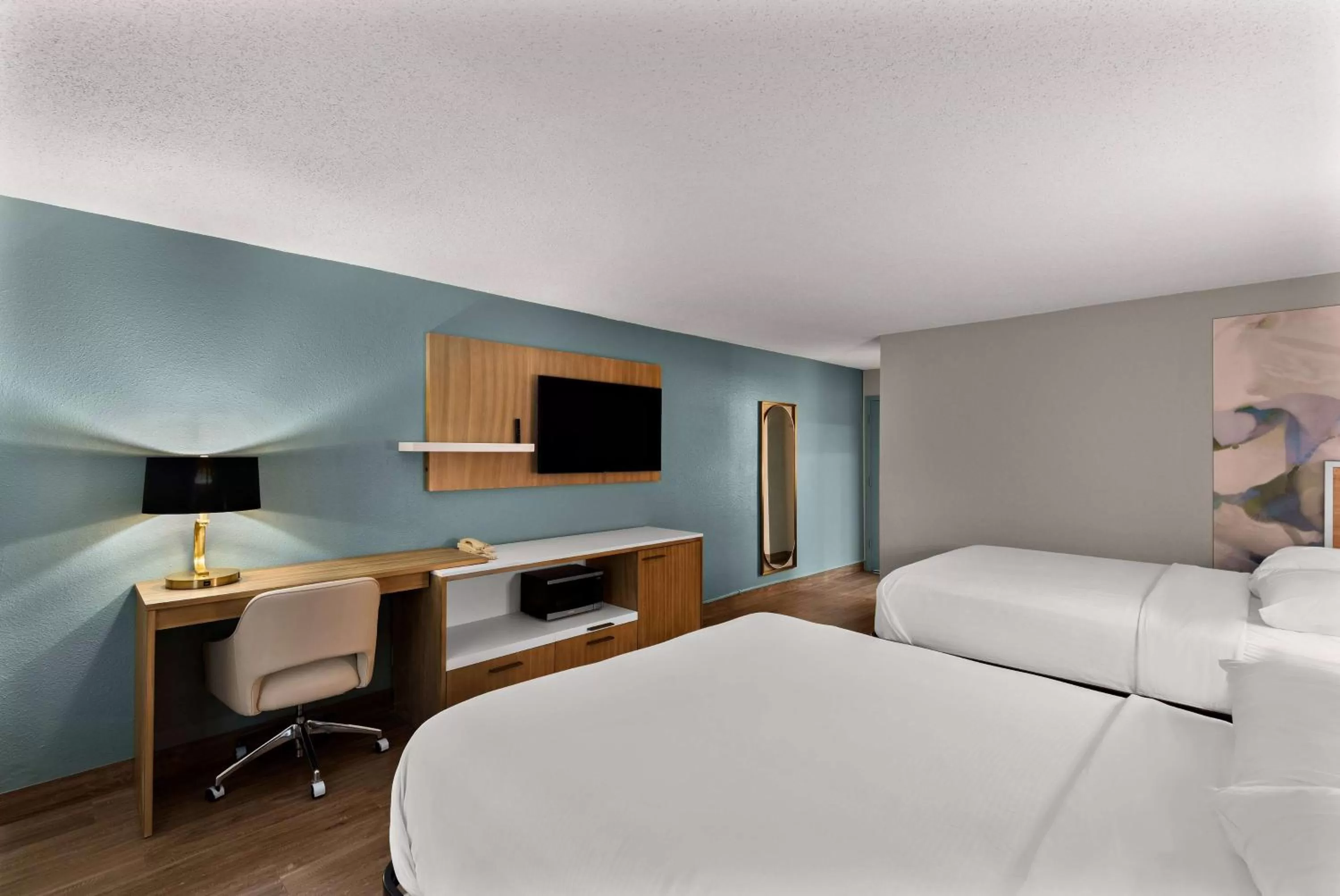 Photo of the whole room, Bed in Wyndham Garden Ankeny