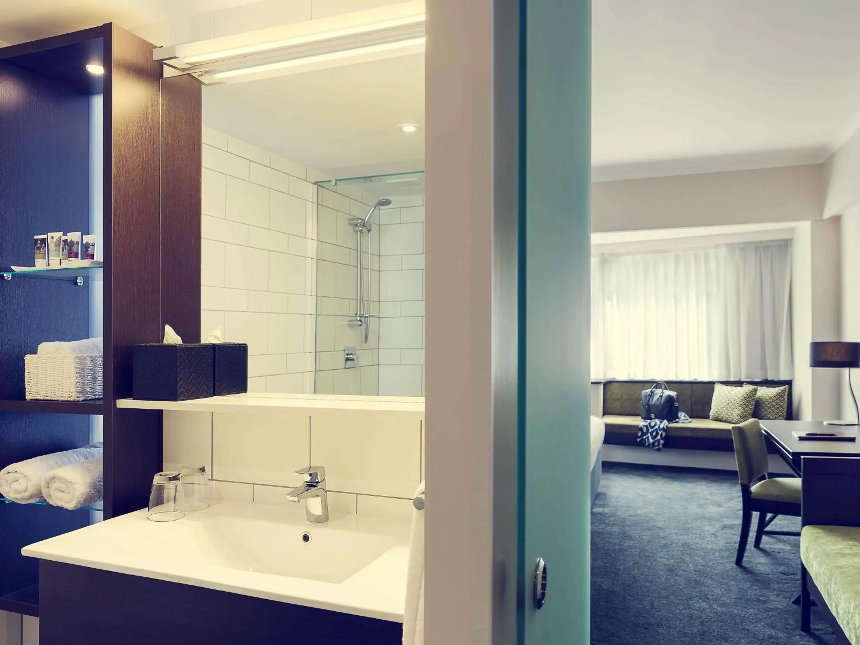 Photo of the whole room, Bathroom in Mövenpick Hotel Auckland