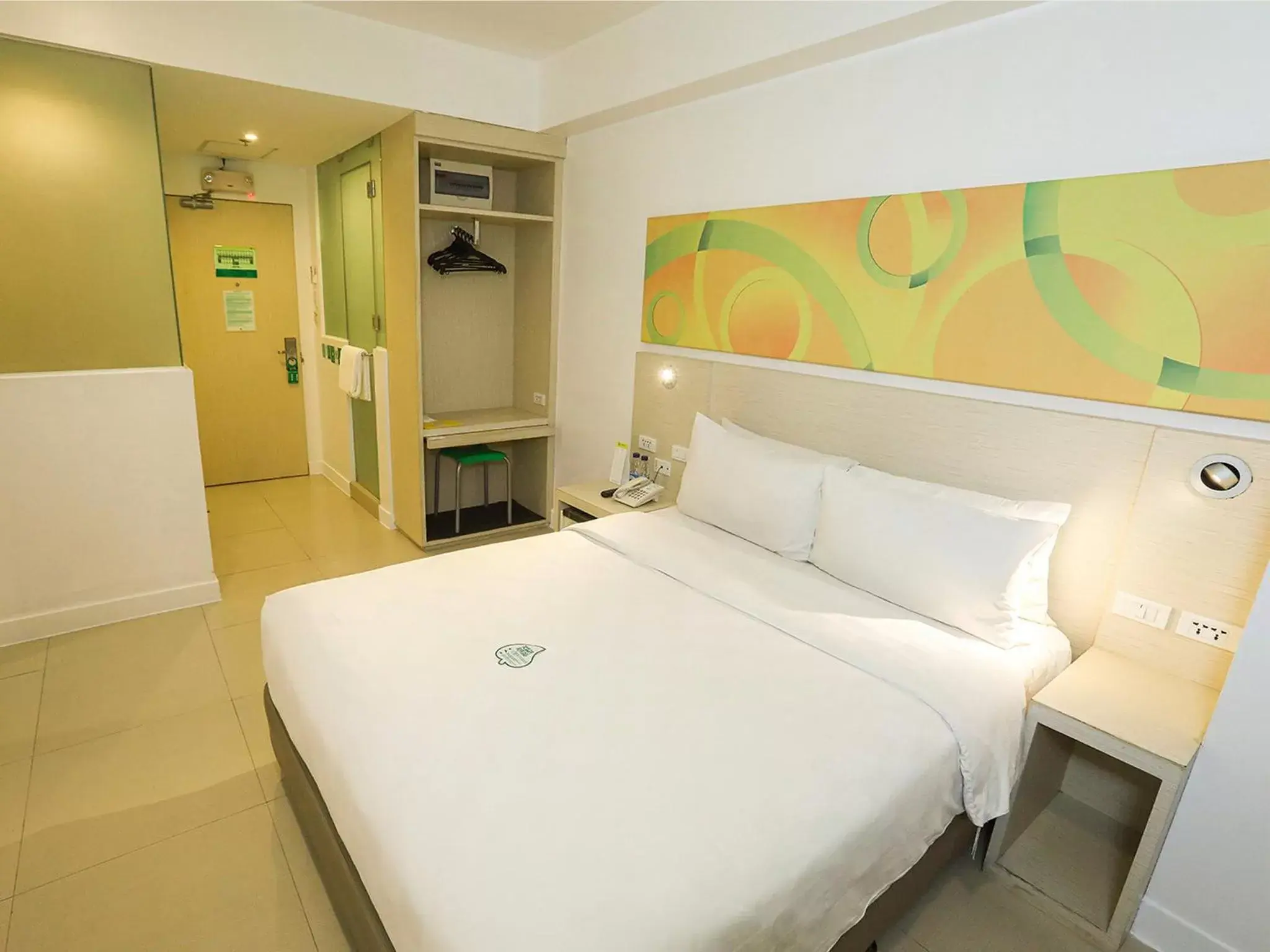 Bed in Go Hotels Ermita, Manila