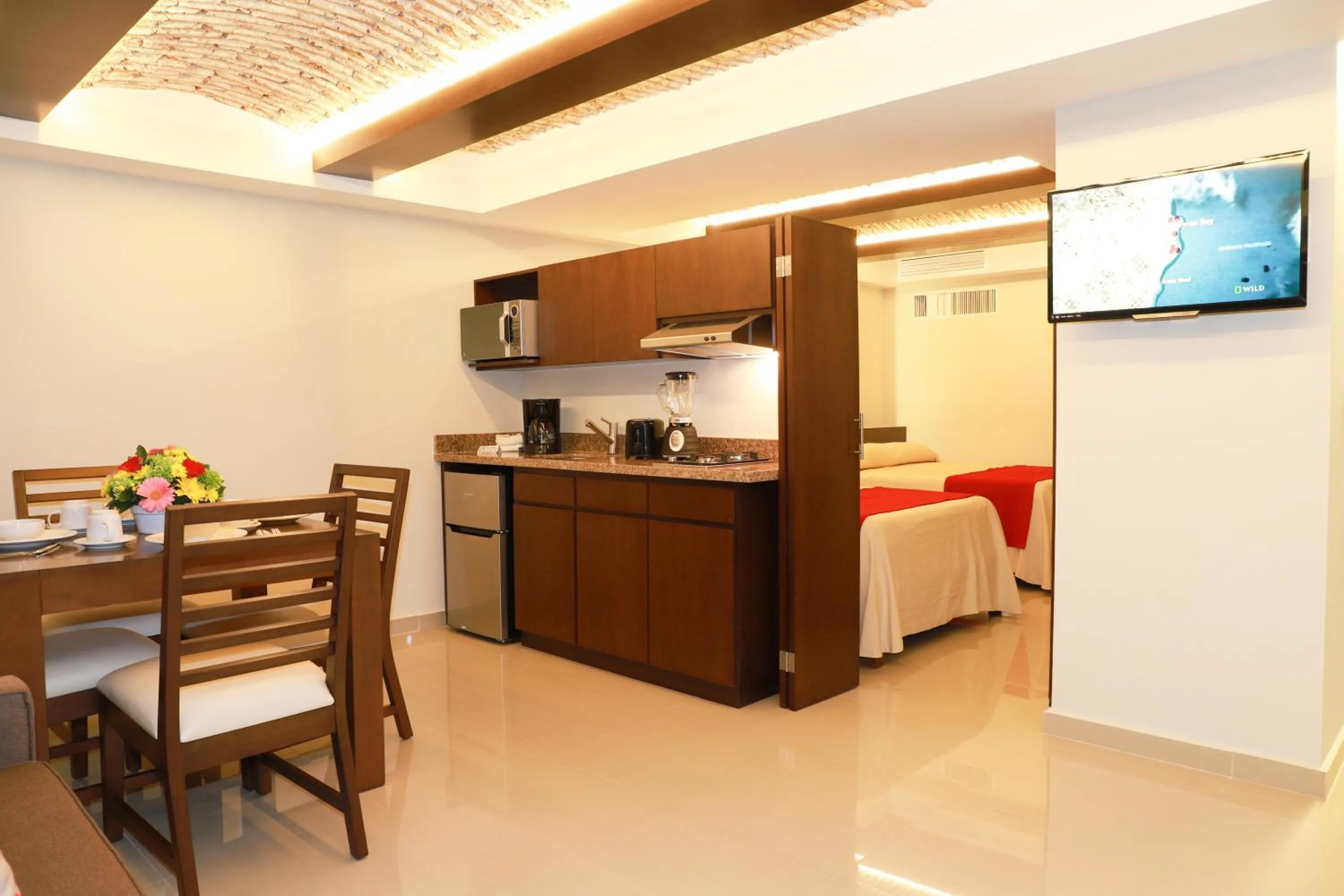 Kitchen or kitchenette in Las Flores Beach Resort