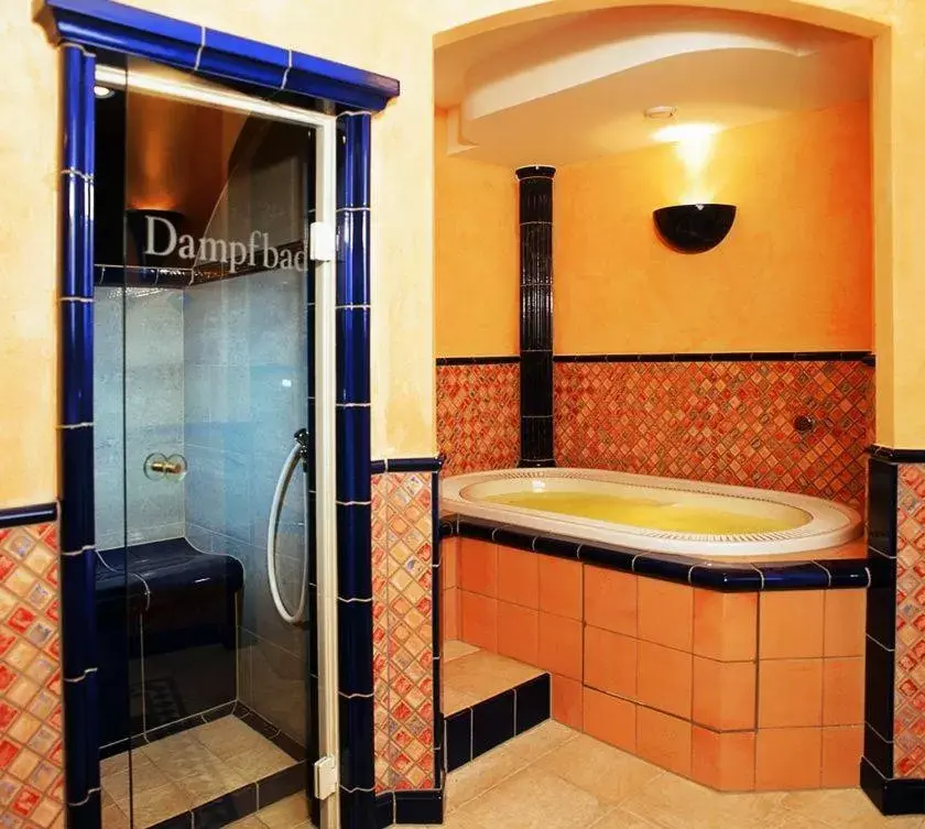 Steam room, Bathroom in Garni Eden Hotels