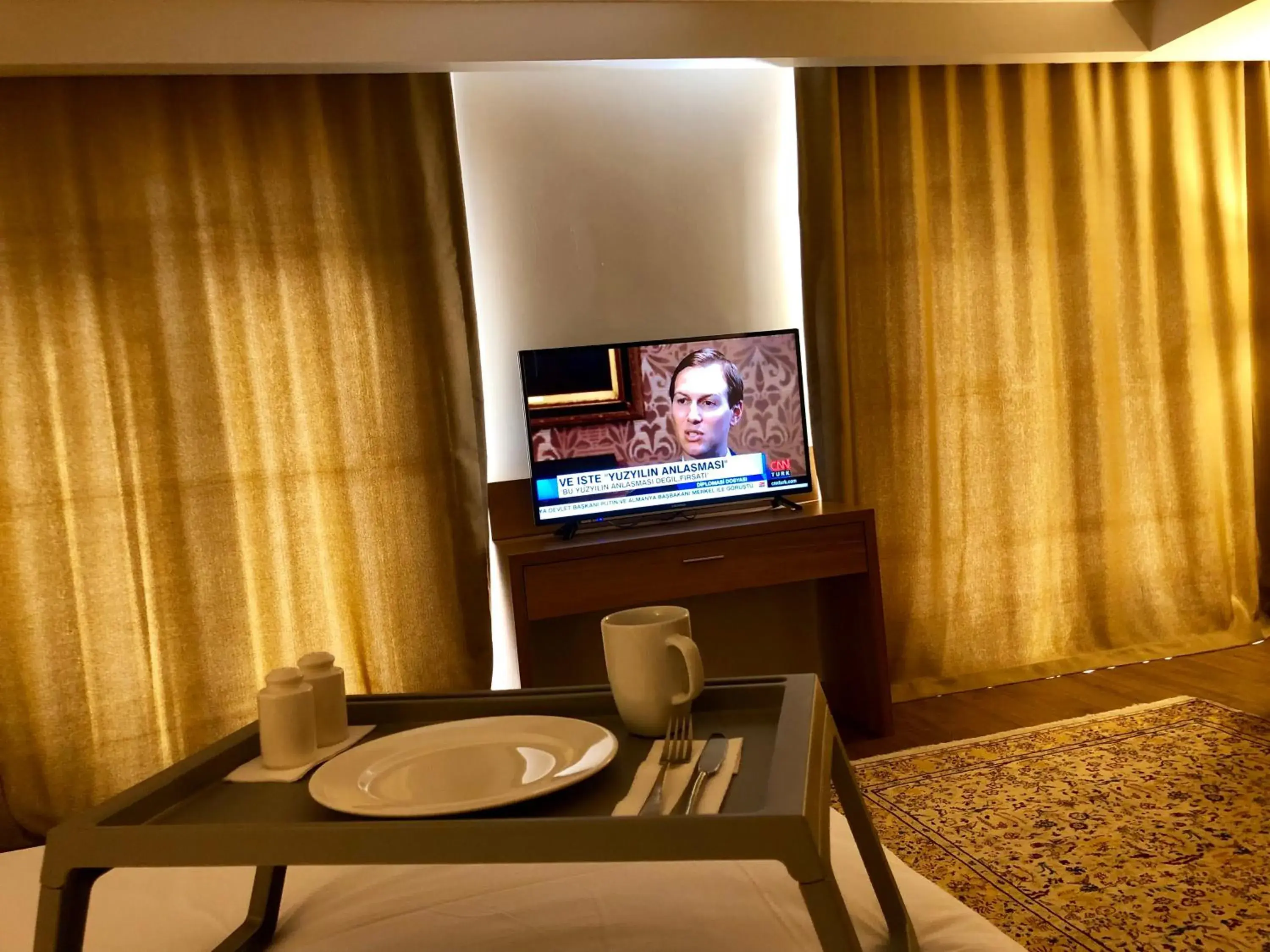 Bedroom, TV/Entertainment Center in Hotel Fehmi Bey - Special Category