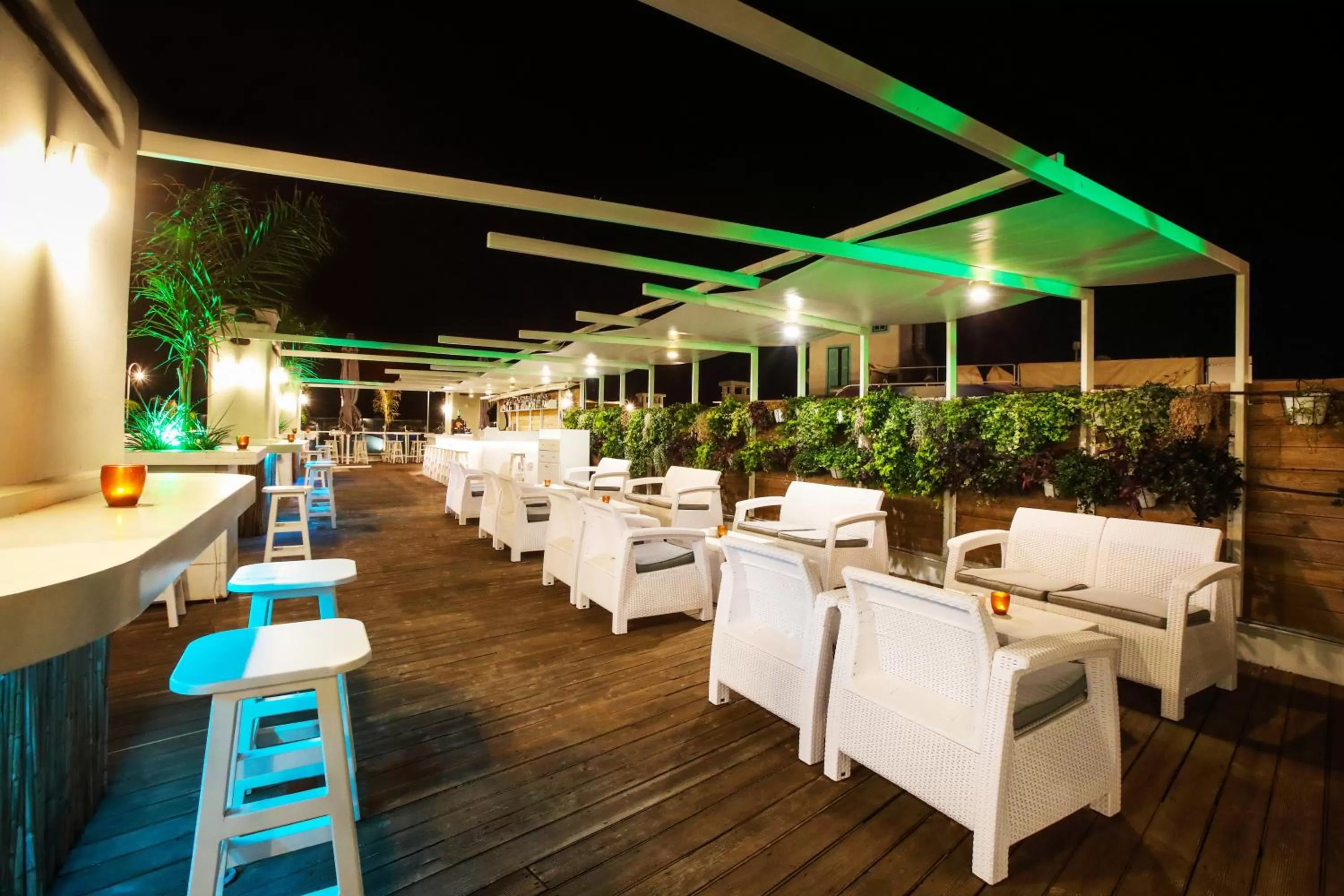 Restaurant/places to eat in Capsis Astoria Heraklion