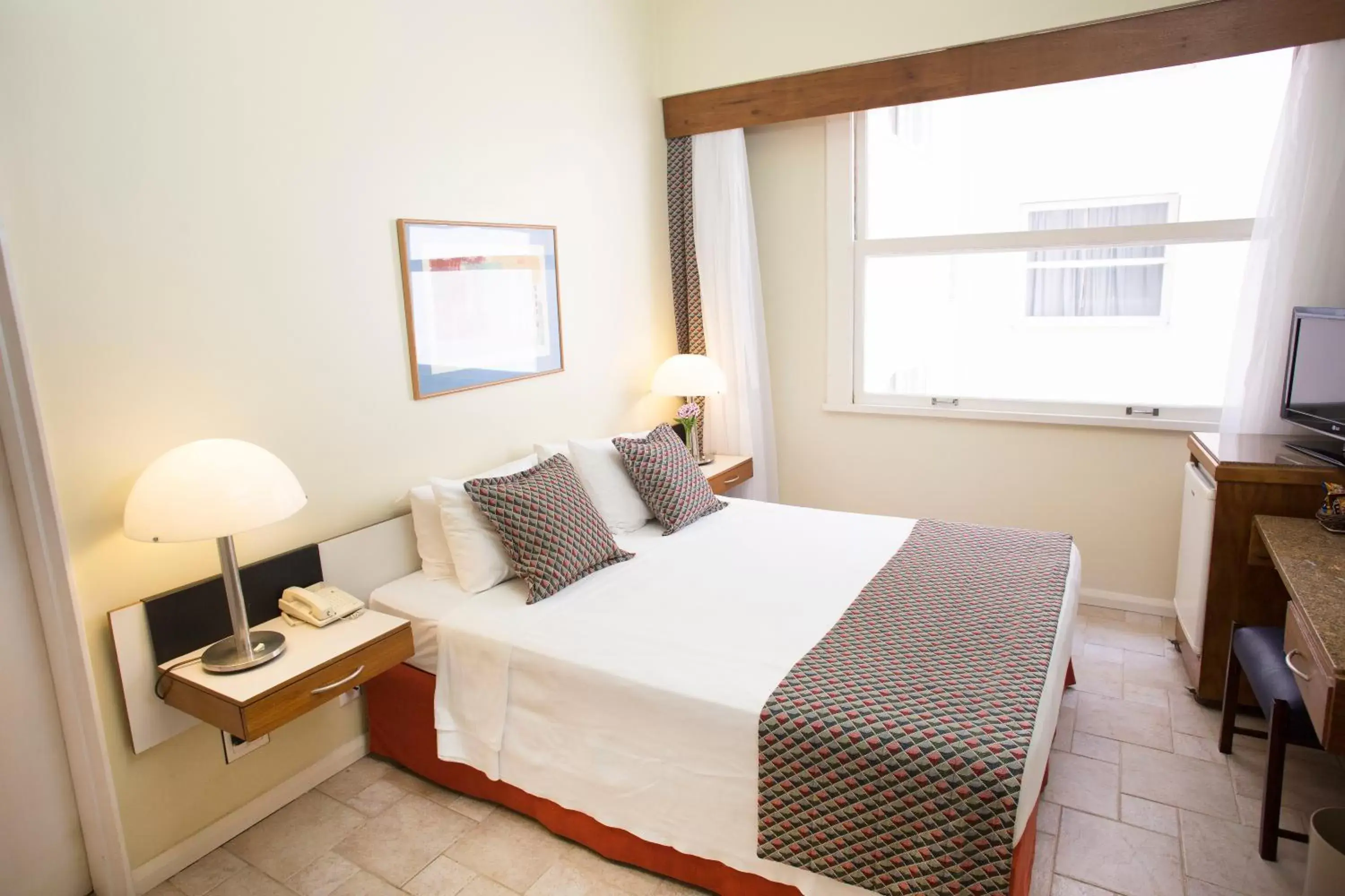 TV and multimedia, Bed in Savoy Othon