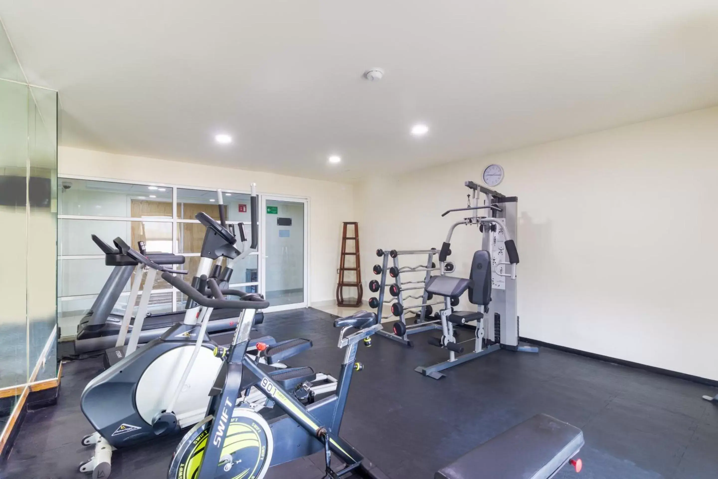 Fitness centre/facilities, Fitness Center/Facilities in Capital O Hotel Herederos, Piedras Negras