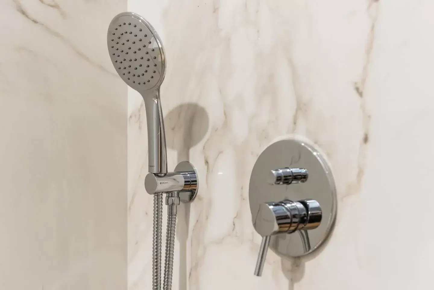 Bathroom in Serenata Boutique Rooms