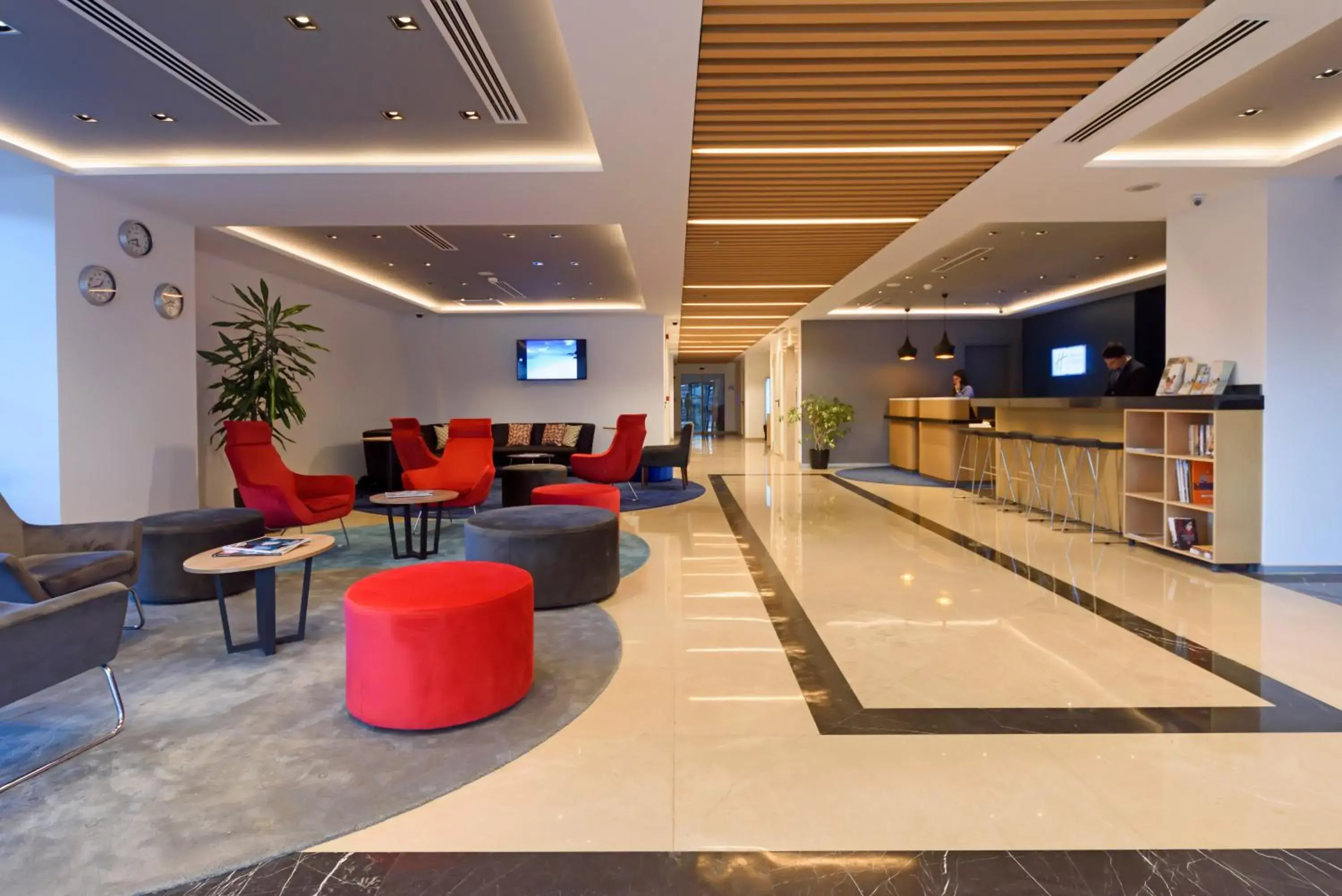 Property building, Lobby/Reception in Holiday Inn Express Istanbul-Altunizade