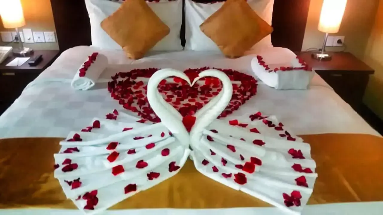 Bed in Balairung Hotel Jakarta