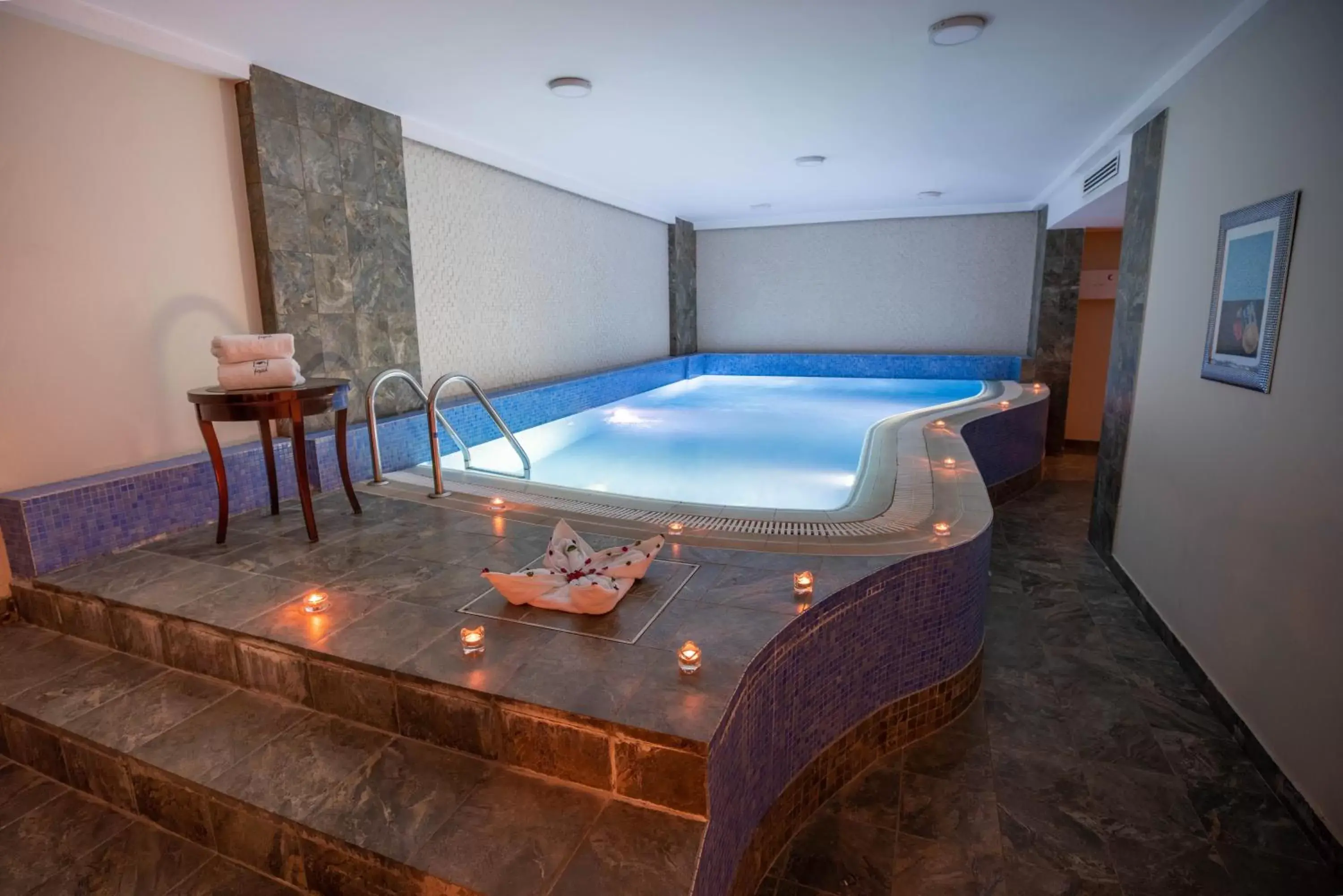 Swimming Pool in Aswar Hotel Suites Riyadh