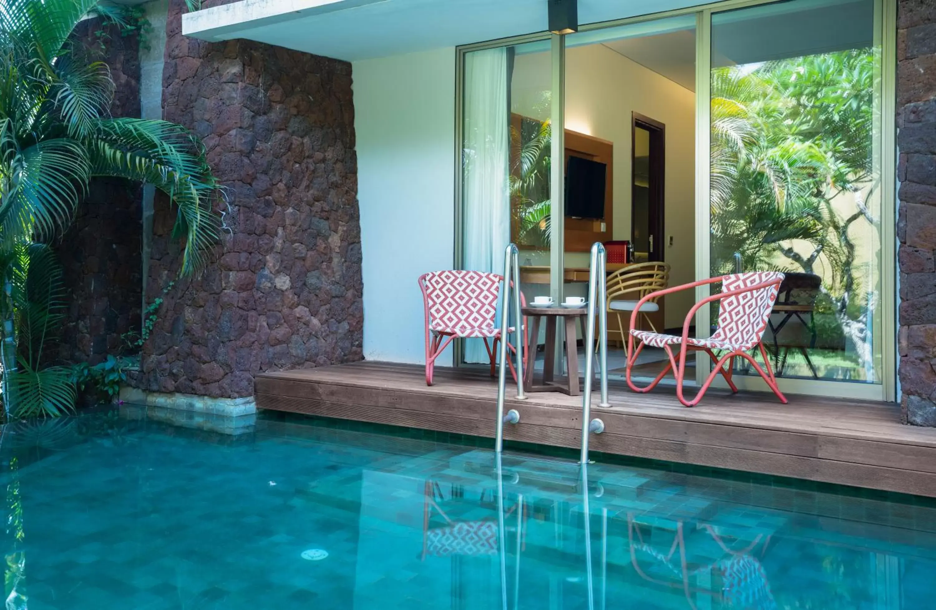 Balcony/Terrace, Swimming Pool in MERUSAKA Nusa Dua