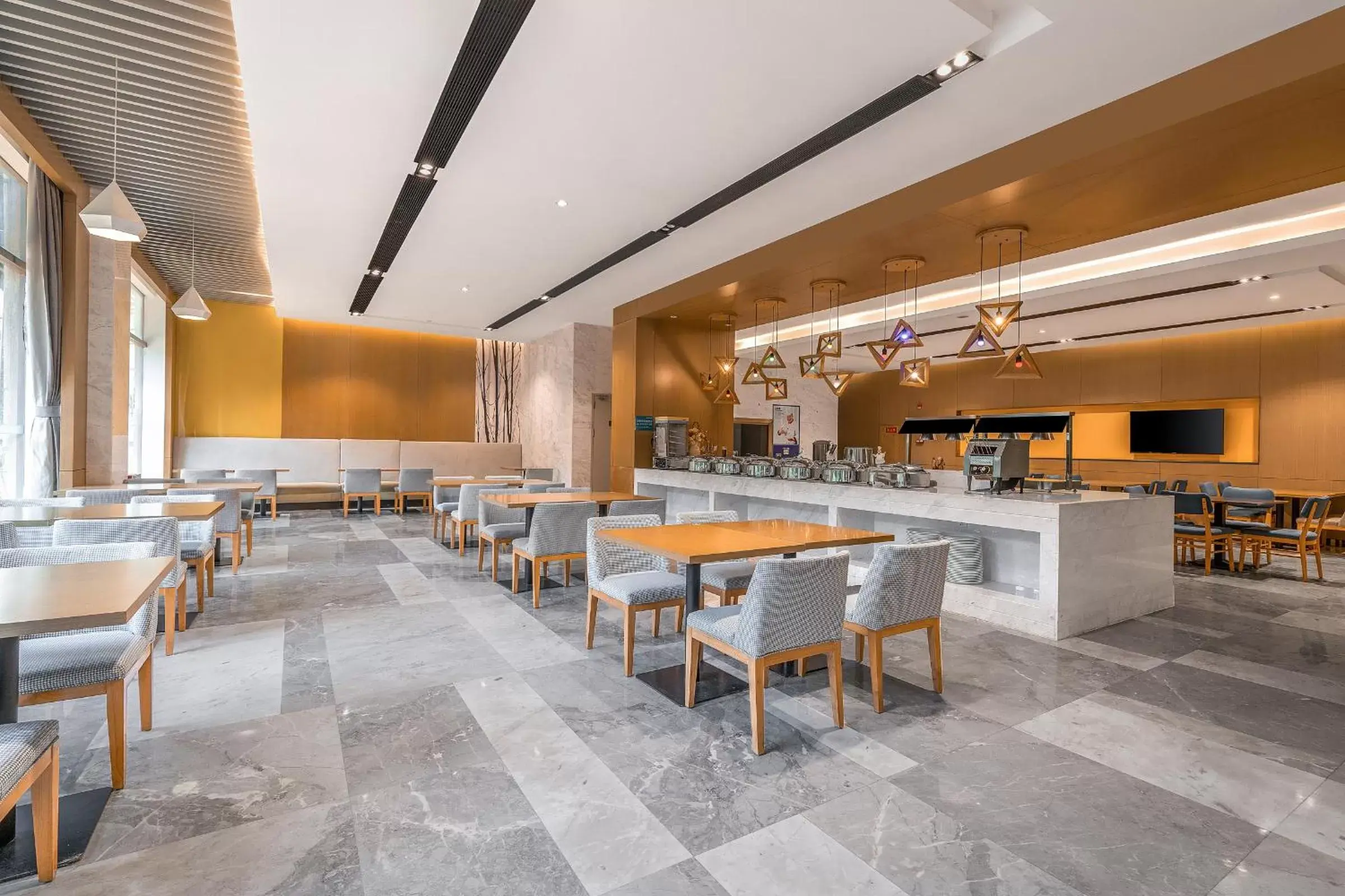 Restaurant/Places to Eat in Vyluk Hotel Guangzhou Baiyun International Airport