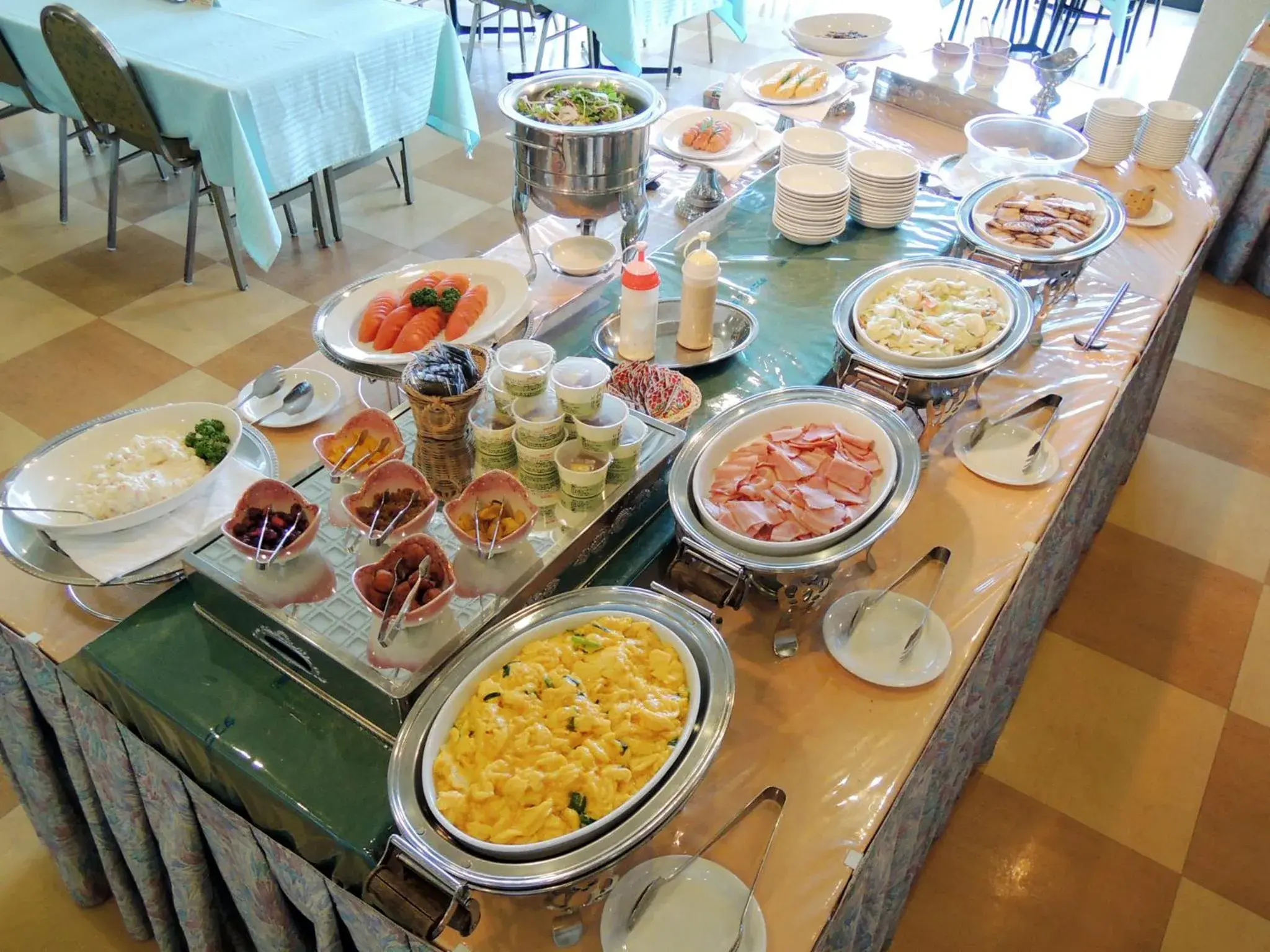 Buffet breakfast in Yatsushiro Grand Hotel