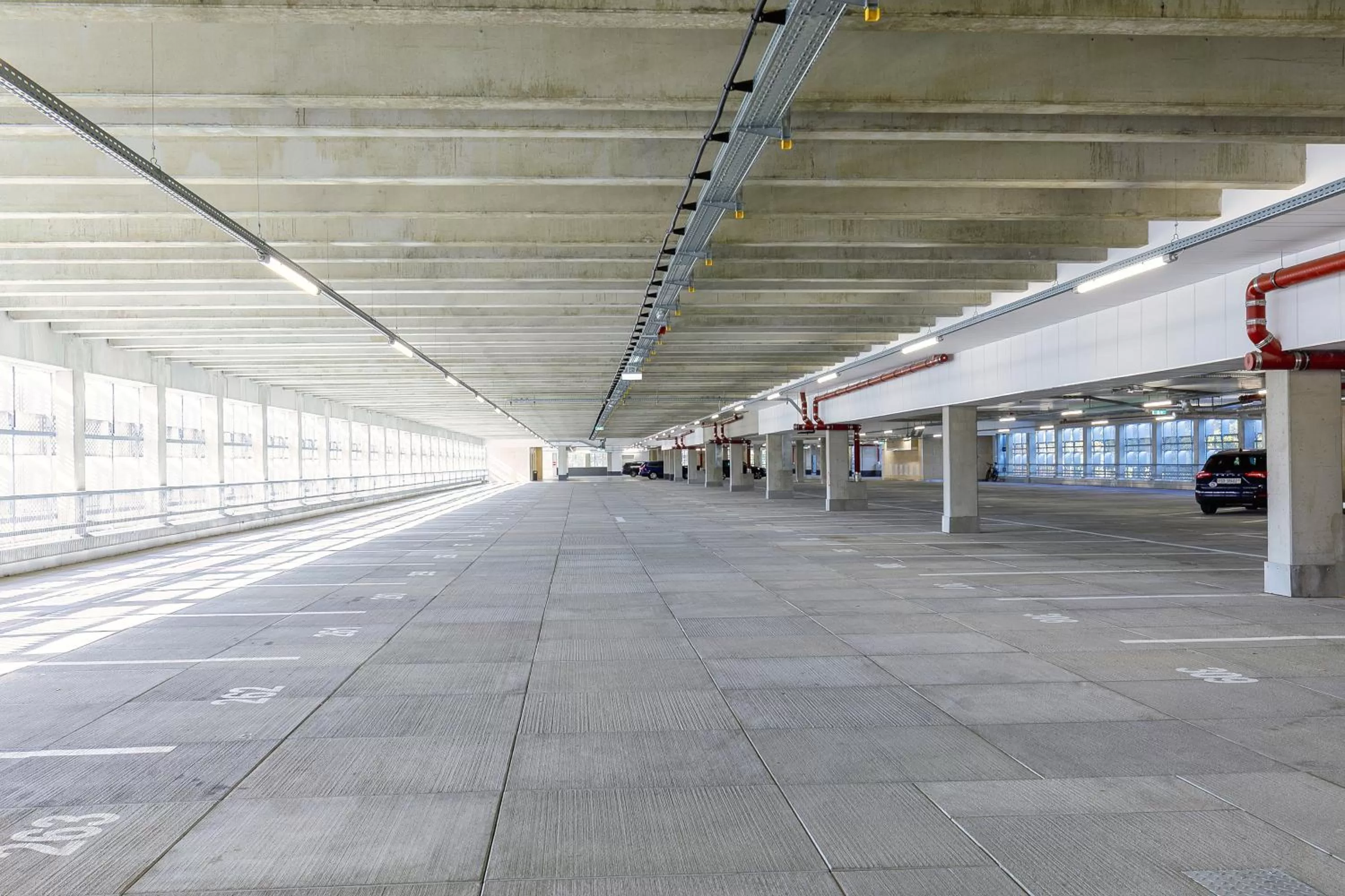 Parking in MEININGER Hotel Dresden Zentrum