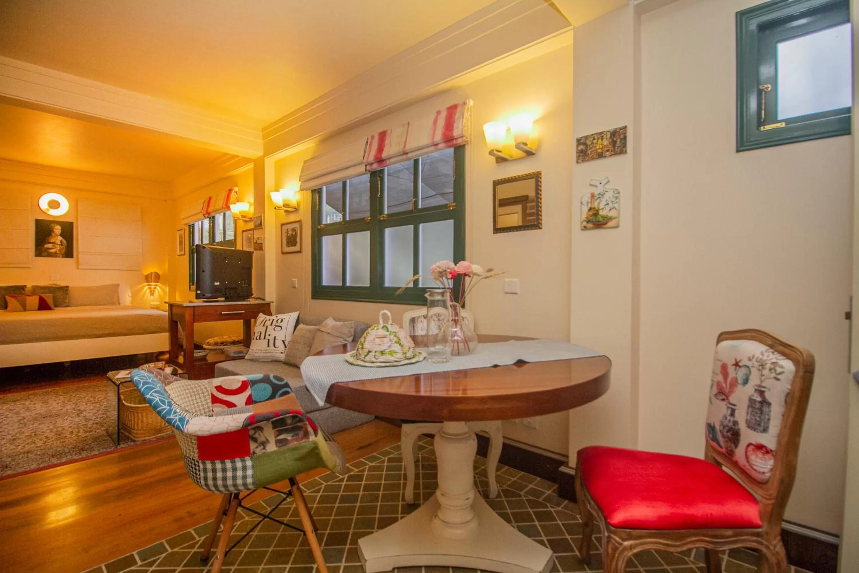 Dining area in Amritara Luxury Villa Tosca, Gangtok