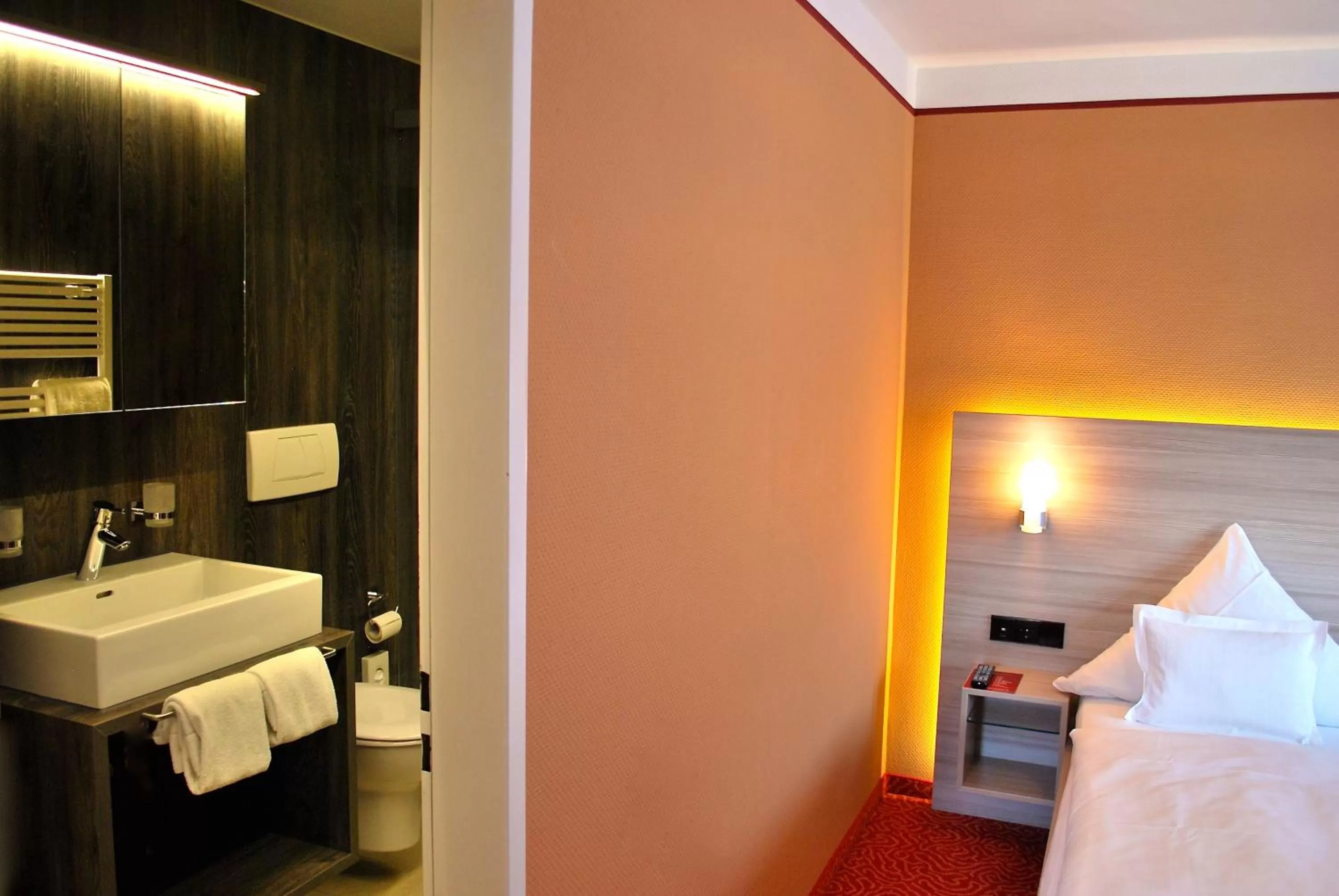 Bathroom, Bed in Bürgerbräu