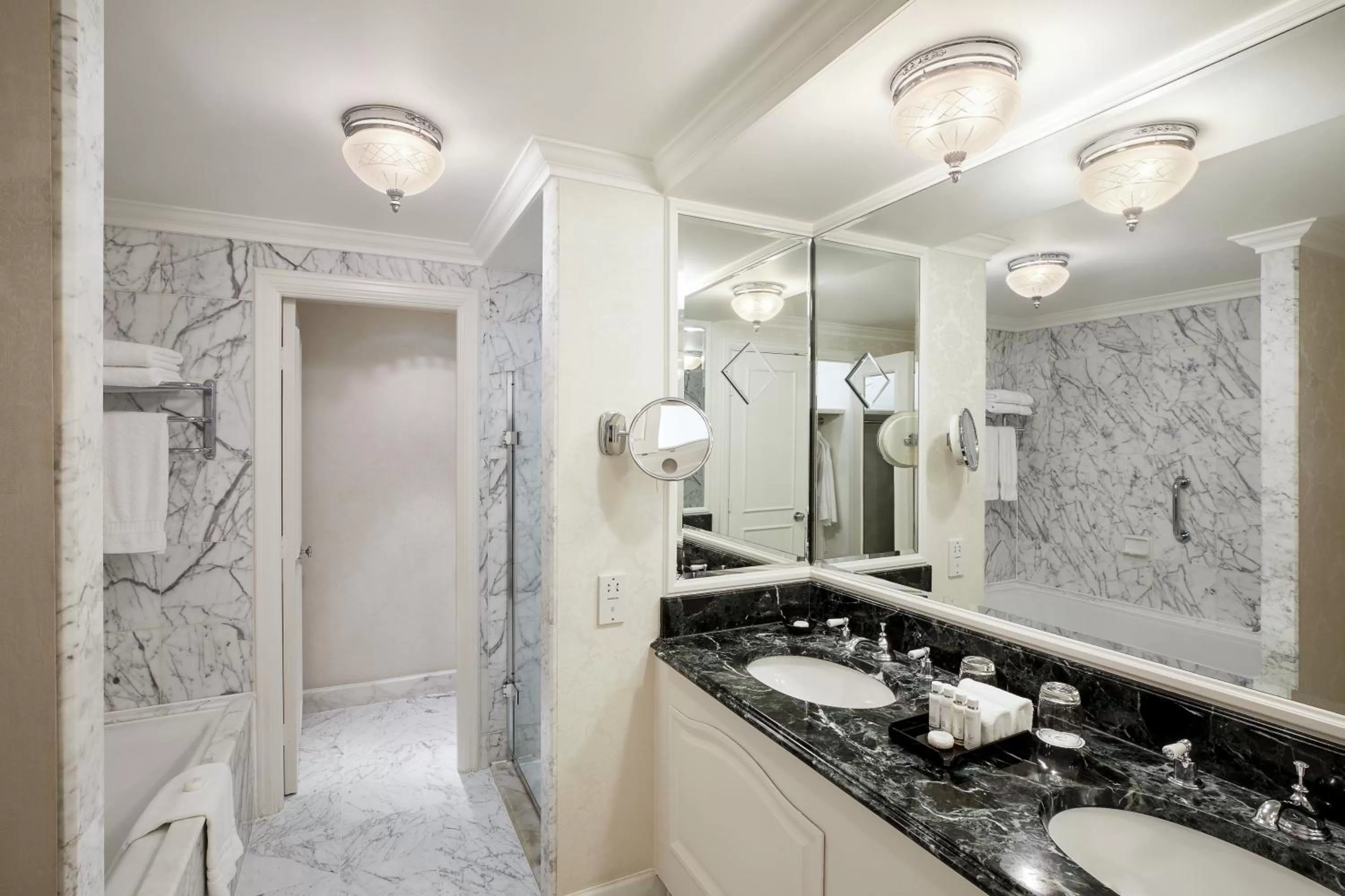 Bathroom in The Landmark London