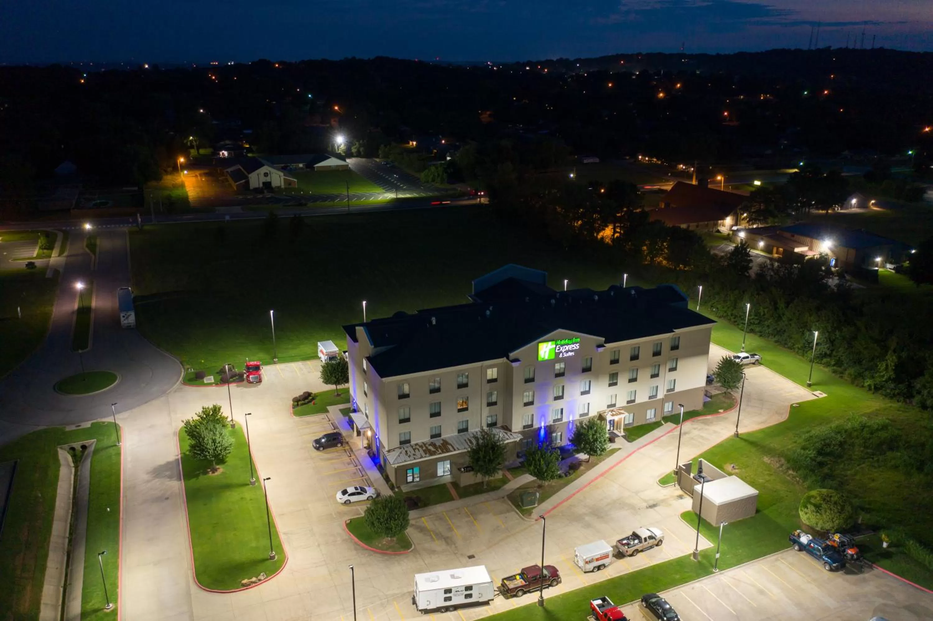 Bird's eye view, Bird's-eye View in Holiday Inn Express & Suites Van Buren-Fort Smith Area, an IHG Hotel